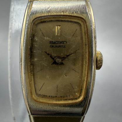 Seiko Tank Watch Women 13mm Champagne Dial Gold Tone Rectangle 2e205139 New Bat1