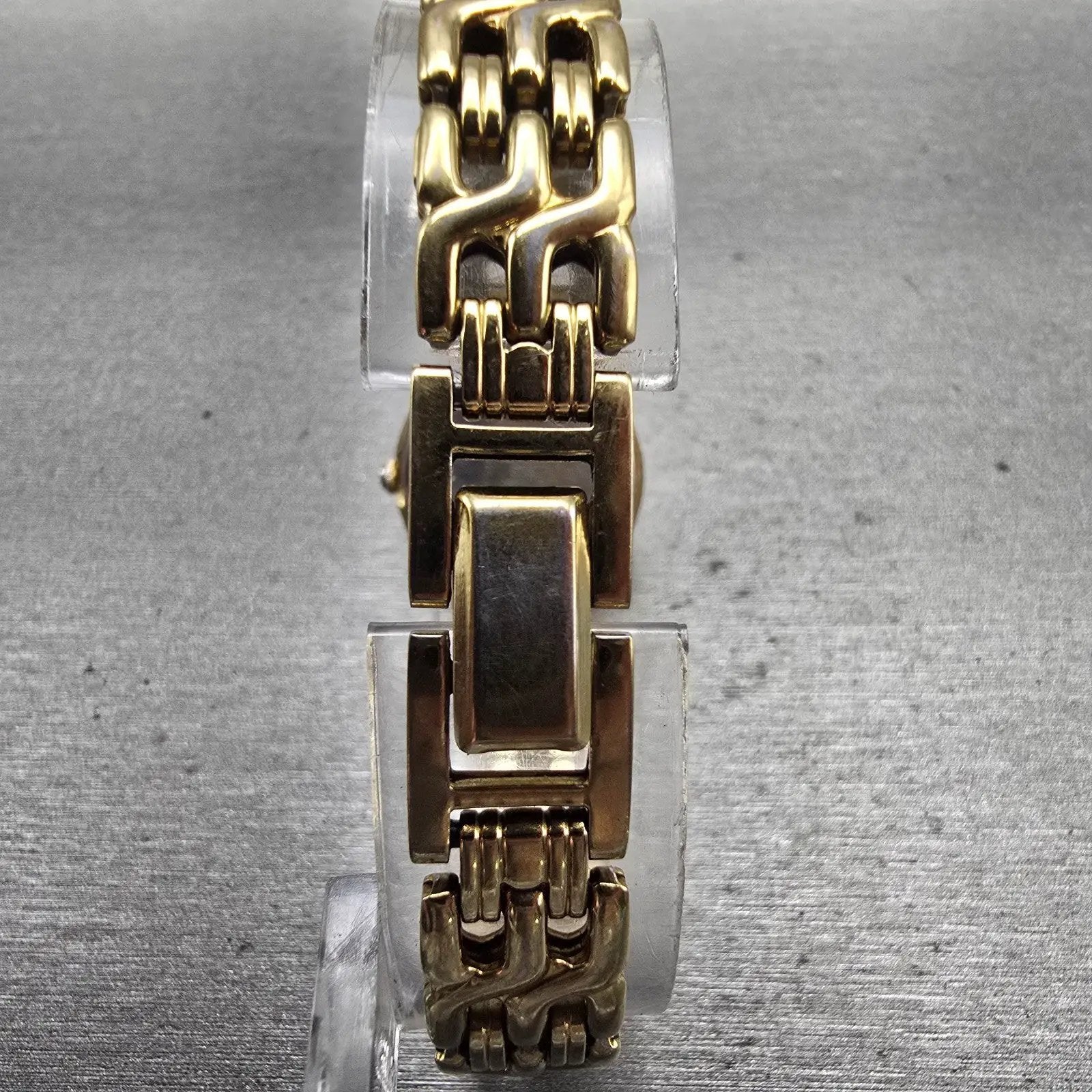Seiko Watch Women 21mm Gold Dial Gold Tone Round 1N00-1E09 New Battery Vintage7