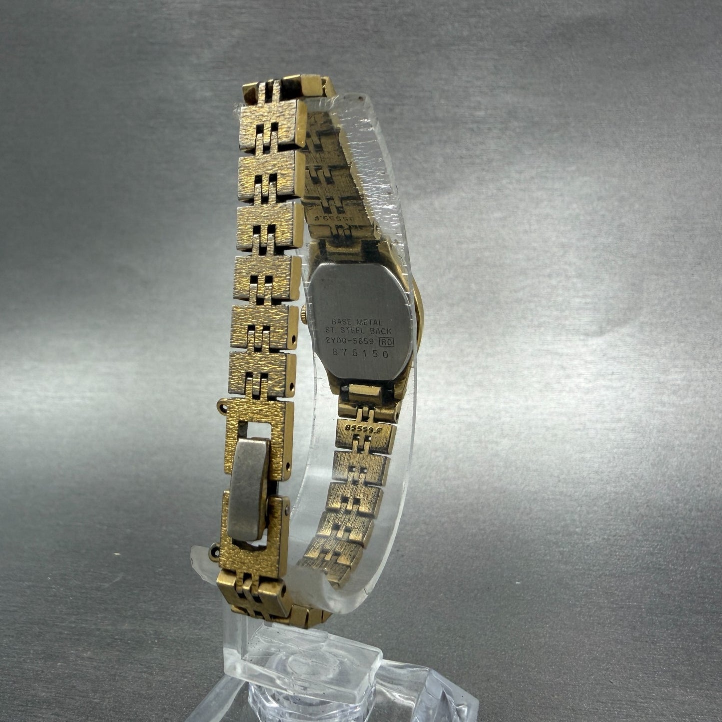 Seiko Watch Women 17mm Champagne Dial Gold Tone Rectangle 2Y00-5659 New Battery7
