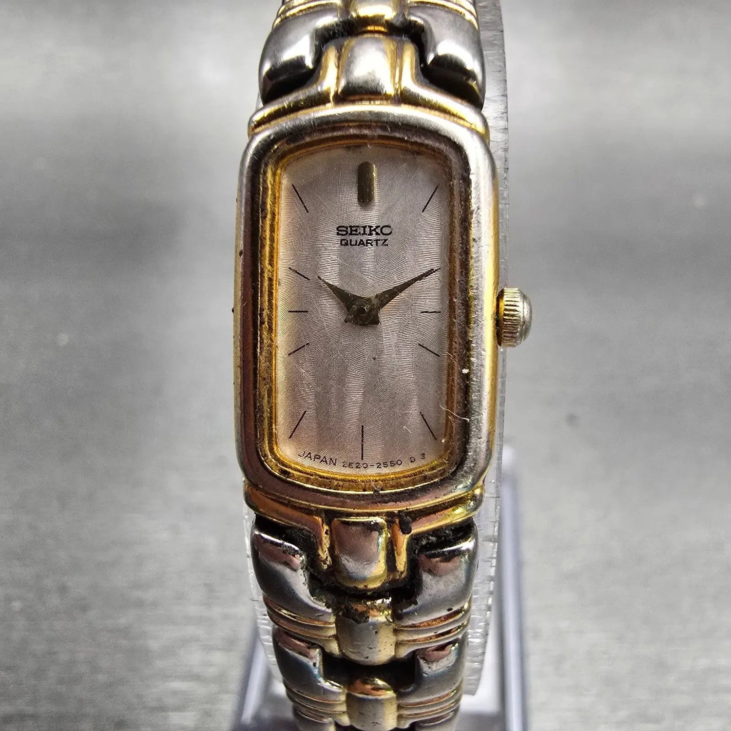 Seiko Watch Women 13mm MOP Dial Two Tone Rectangle 2E20-7049 New Battery Vintage0