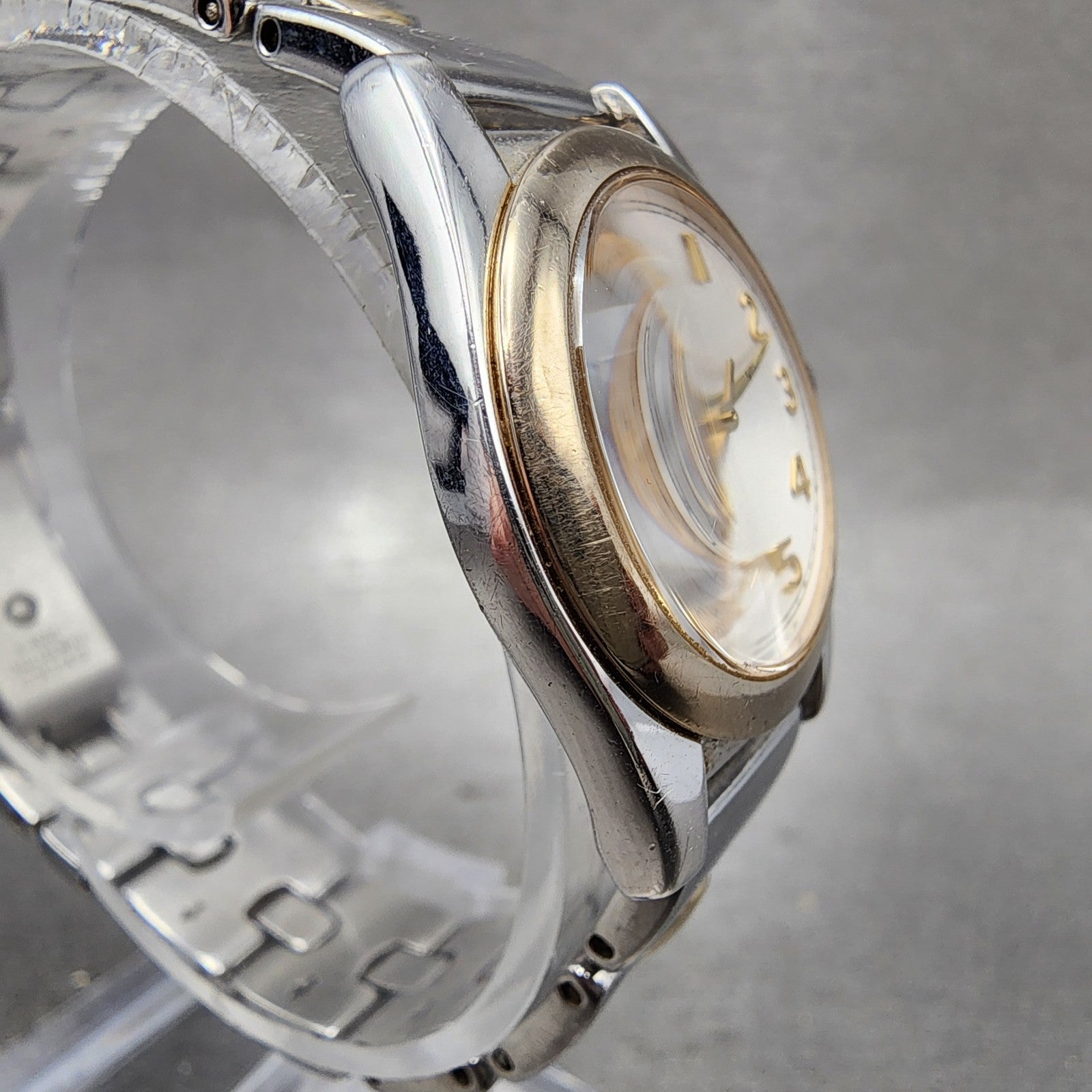 Seiko Lukia Watch Women 26mm White Dial Two Tone Round 4N210980 New Battery3