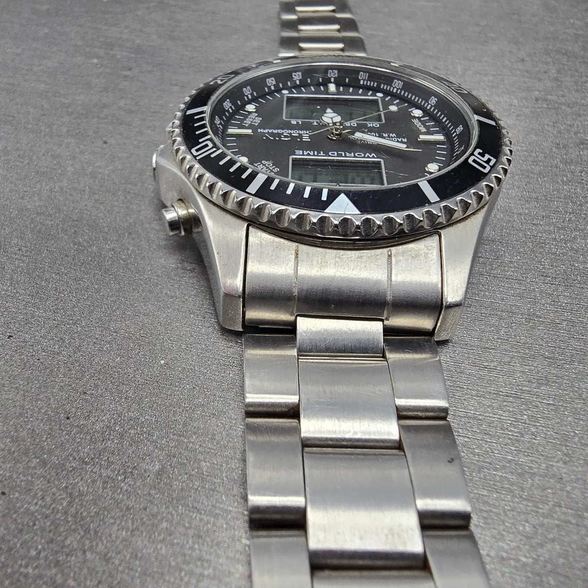 Elgin Dive Watch Men 42mm Black Dial Steel Atomic Solar Analog Digital Runs READ5