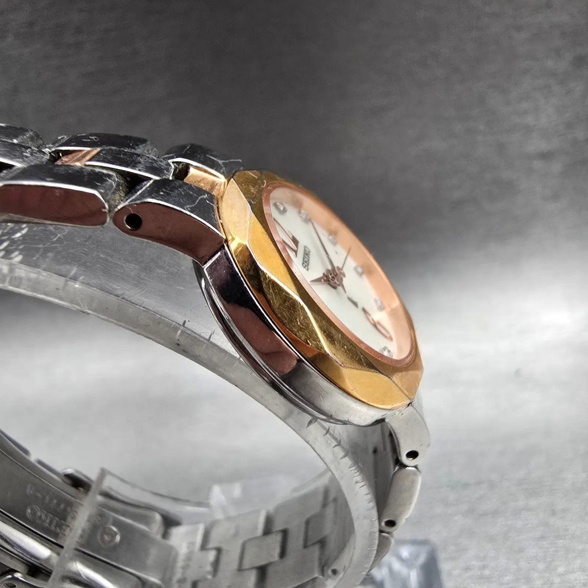 Seiko Lukia Watch Women 22mm Ivory Dial Two Tone Round 1N01-0KH0 New Battery JDM3
