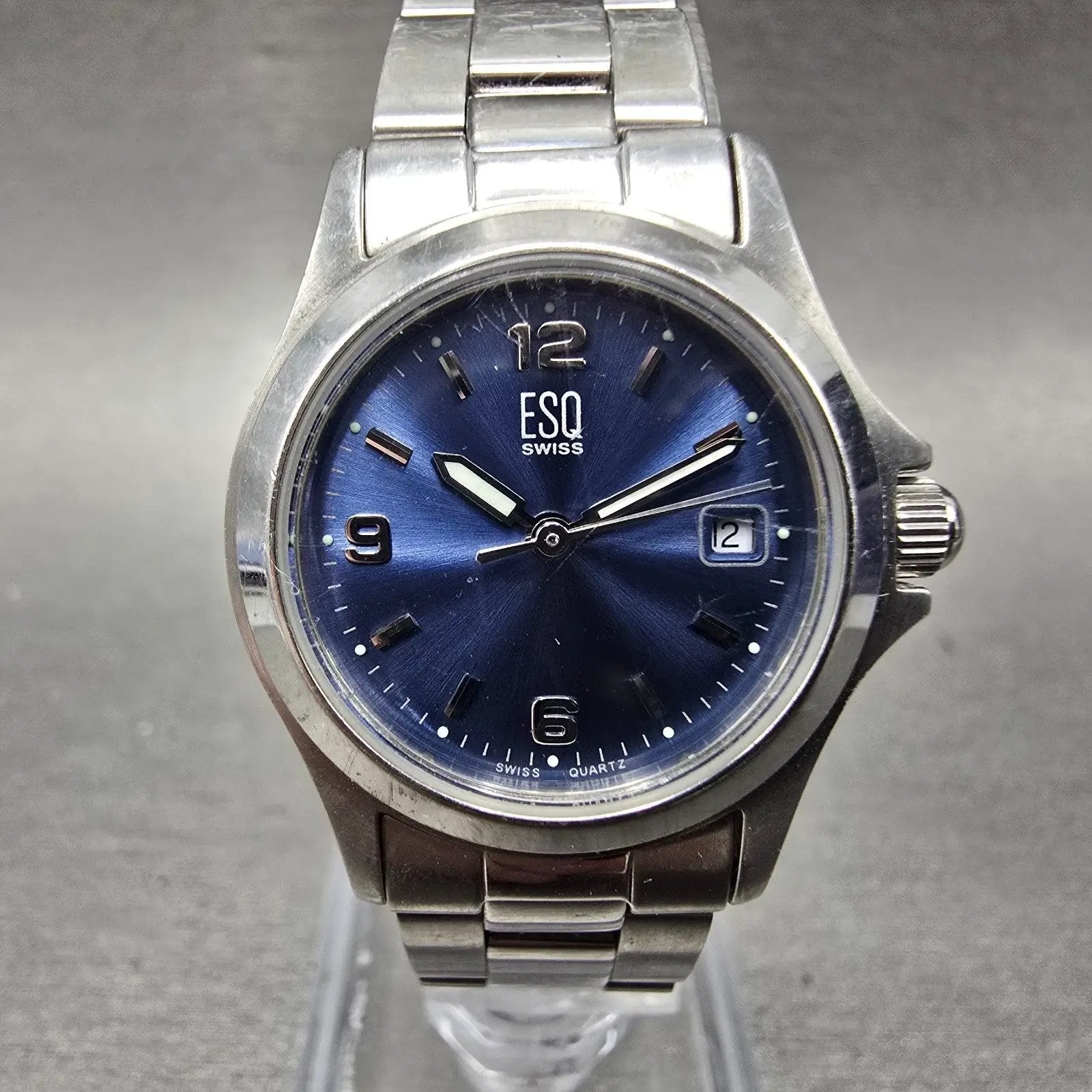 ESQ Watch Women 26mm Blue Dial Silver Tone Date Round E5293 New Battery0