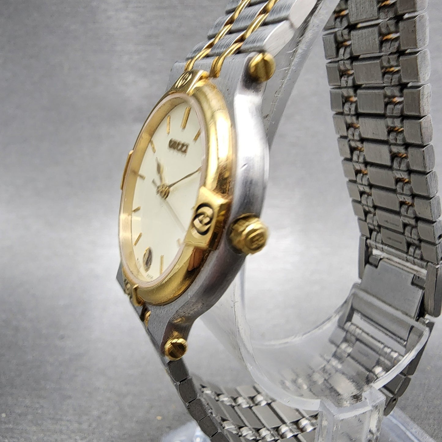 Gucci 9000M Watch Men 32mm Cream Dial Two Tone Date Round Bracelet New Battery2