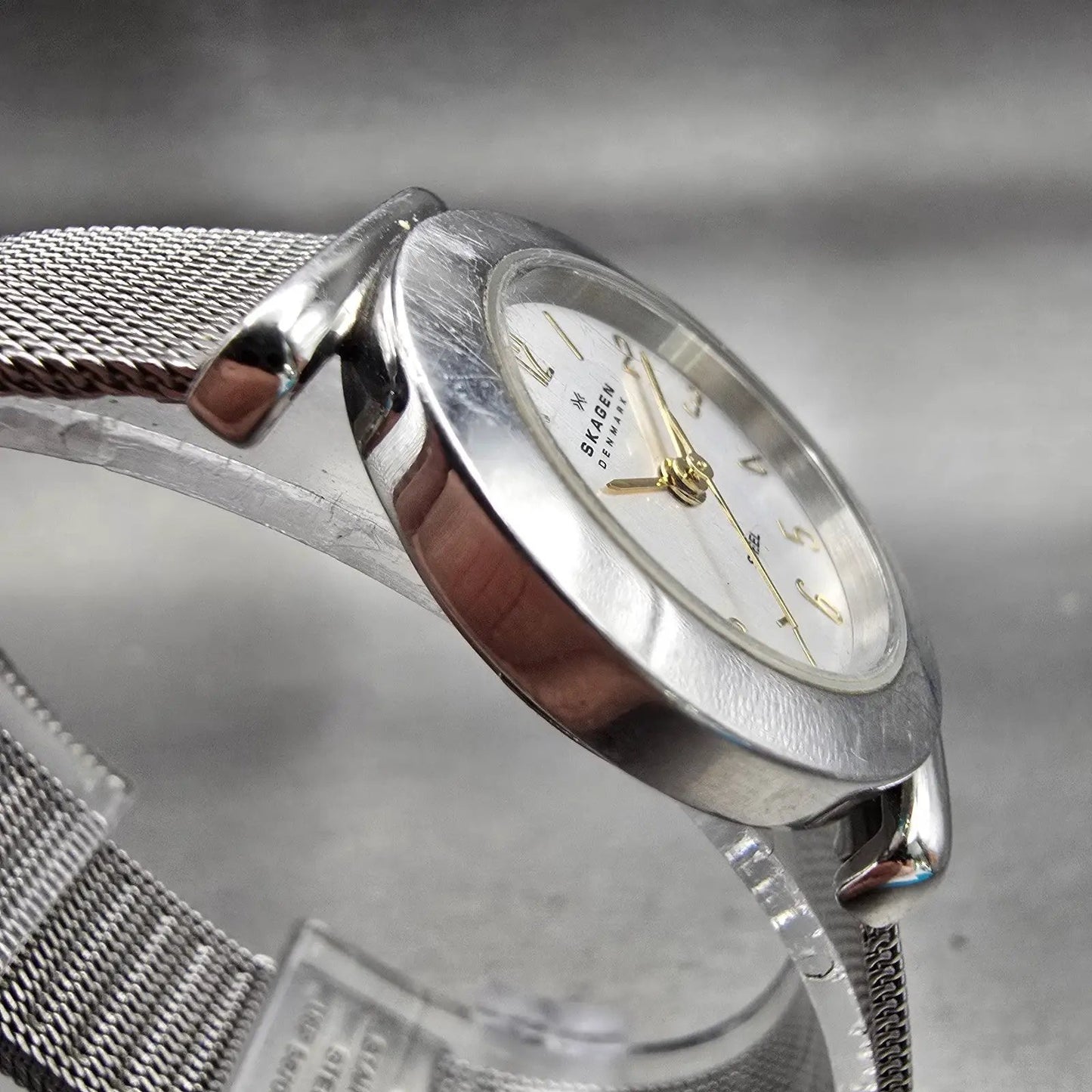 Skagen Steel Watch Women 25mm Silver Dial Silver Tone Round 107SGSC New Battery2