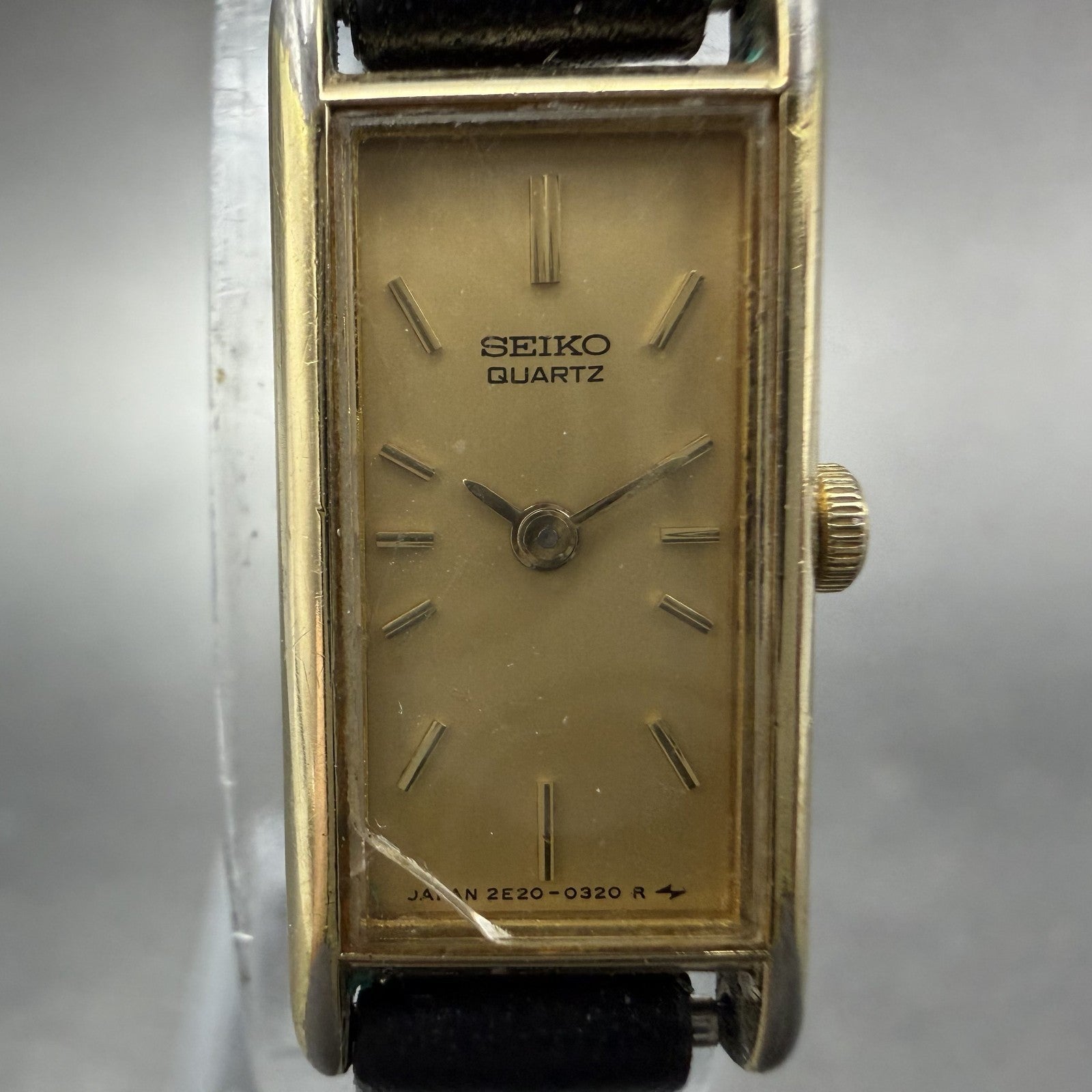 Seiko Tank Watch Women 12mm Champagne Dial Gold Tone 2E20-5239 New Battery UI81