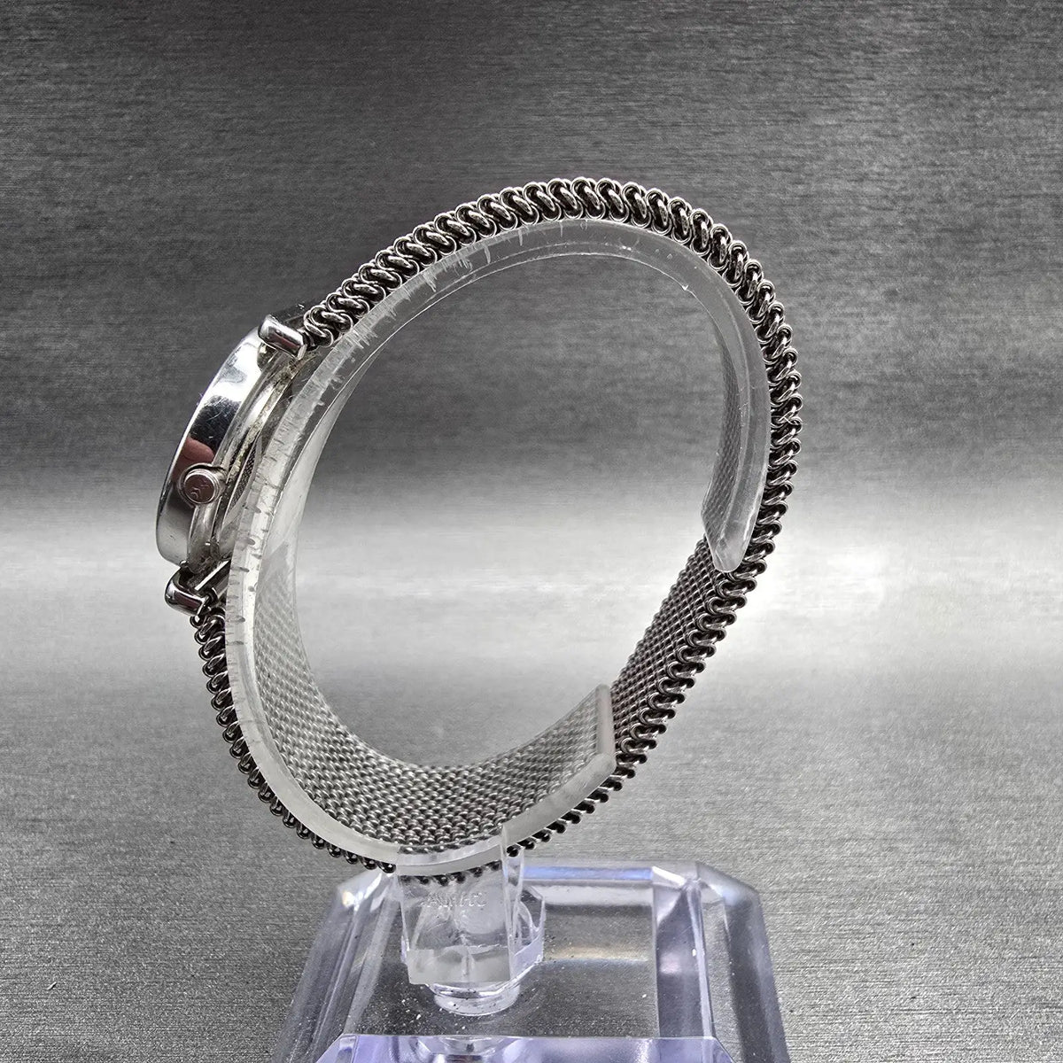 Skagen Watch Women 25mm MOP Dial Silver Tone Round 107SSSMPS Mesh Band New Batt6