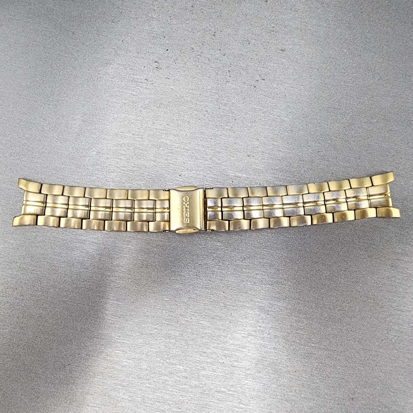 Seiko 32S2ZI Watch Bracelet 21mm Gold Tone Stainless Steel0