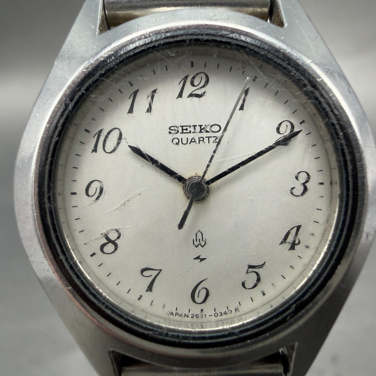 Seiko Watch Women 24mm Silver Dial Silver Tone Round 2621-0100 New Battery1