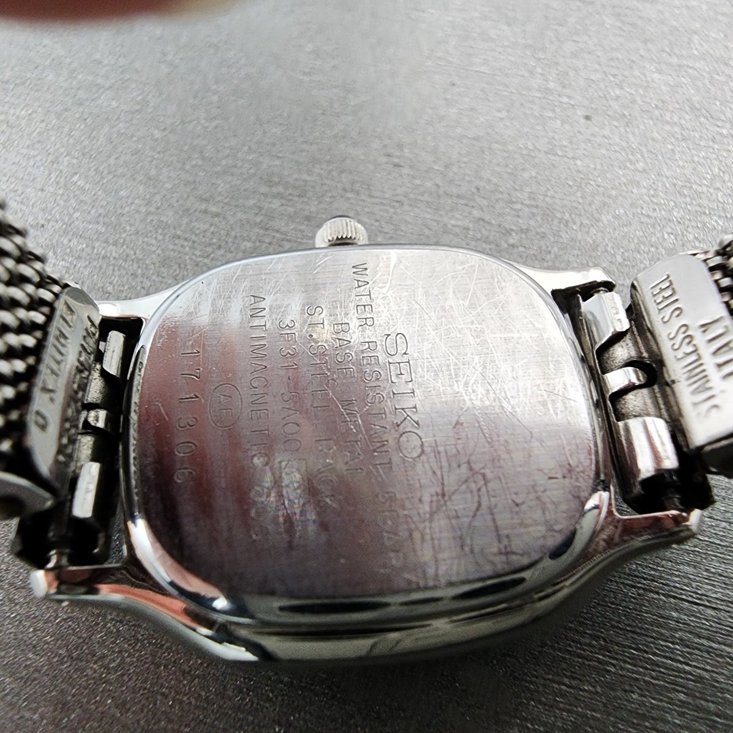 Seiko Exceline Tank Watch Women 21mm Silver Dial Silver Tone 3f315a00 New Batt10