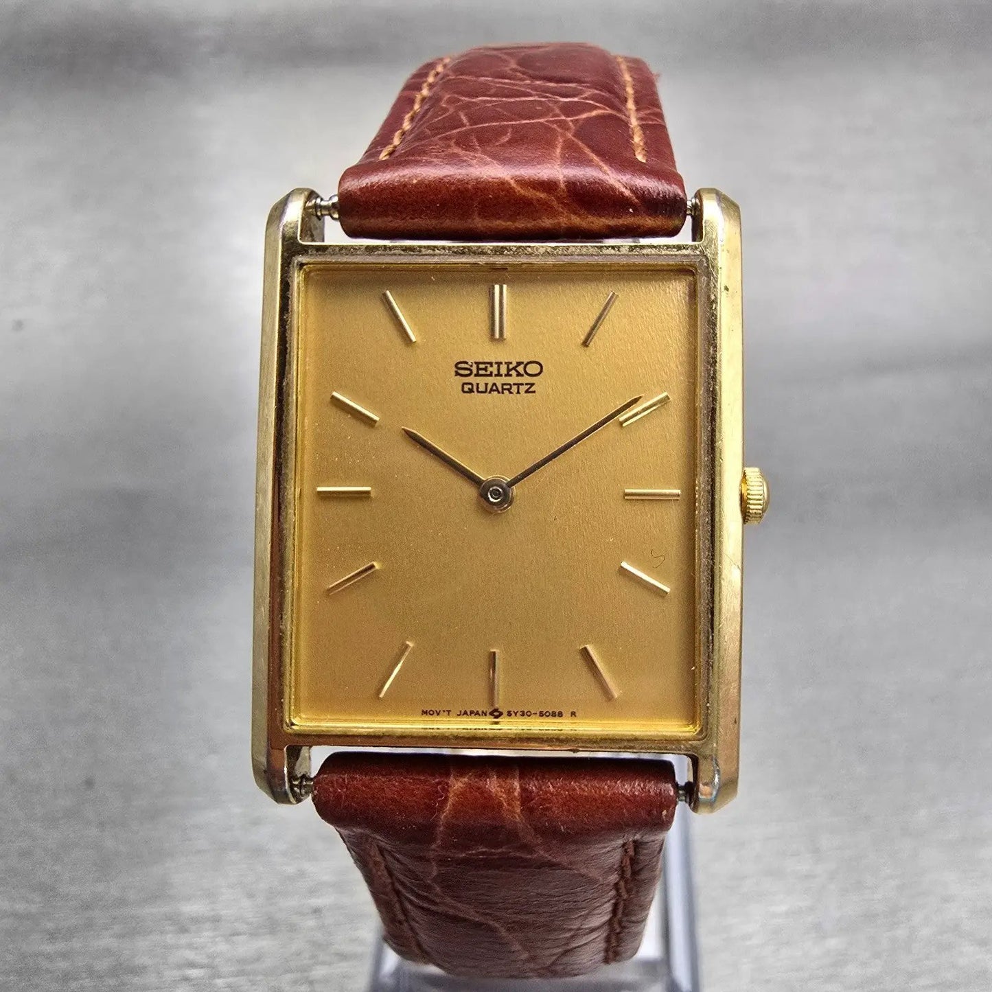 Seiko Watch Men 25mm Gold Dial Gold Tone Rectangle 5Y30-5060 New Battery VTG0
