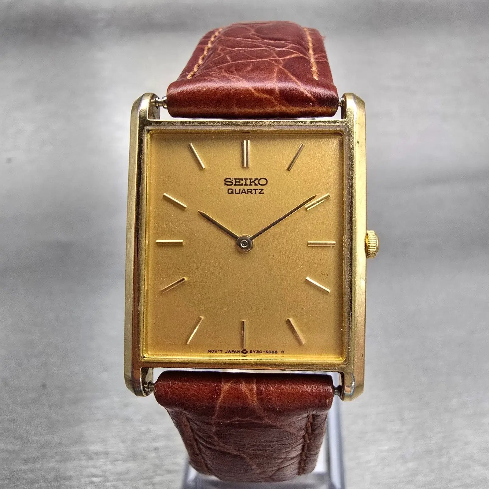 Seiko Watch Men 25mm Gold Dial Gold Tone Rectangle 5Y30-5060 New Battery VTG0