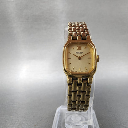 Seiko Tank Watch Women 16mm Champagne Dial Gold Tone 4n005249 New Battery5