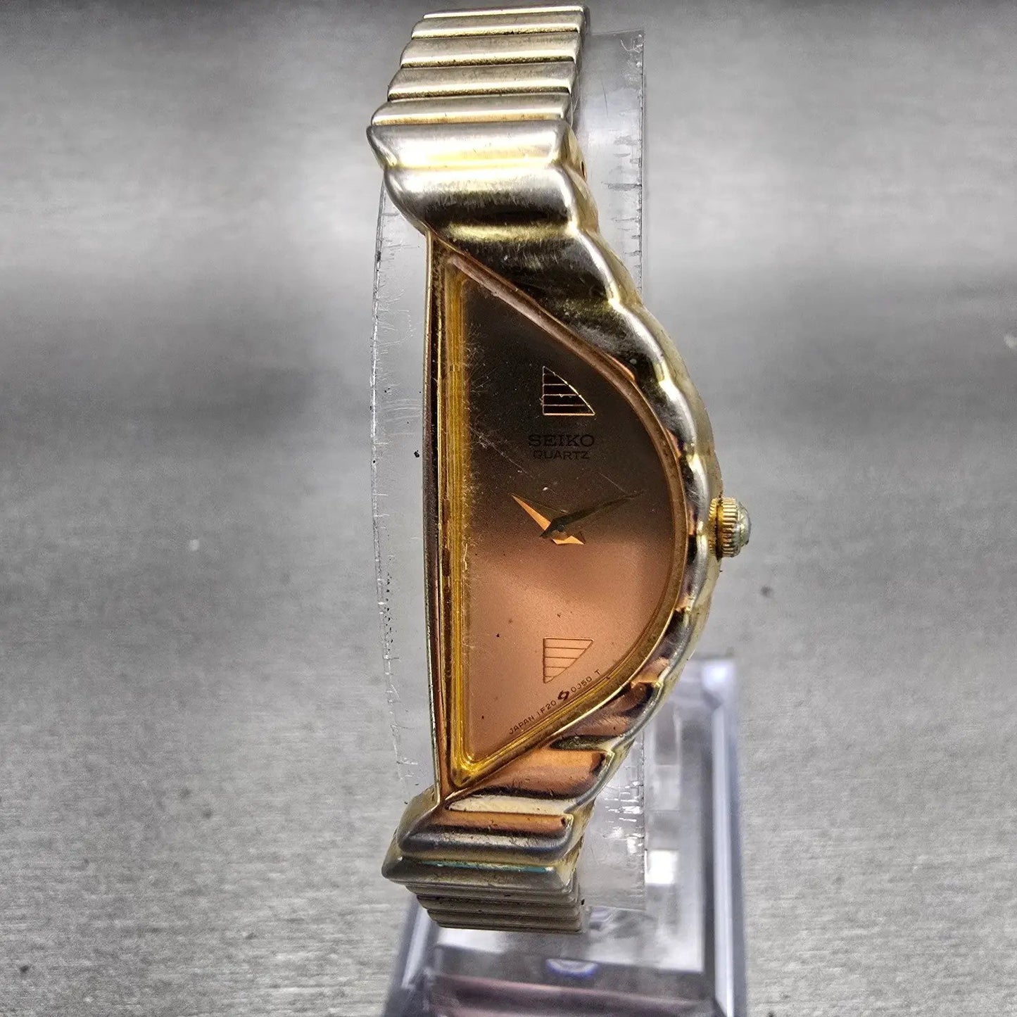 Seiko Watch Women 14mm Gold Dial Gold Tone Asymmetrical 1F20-5D59 New Battery0