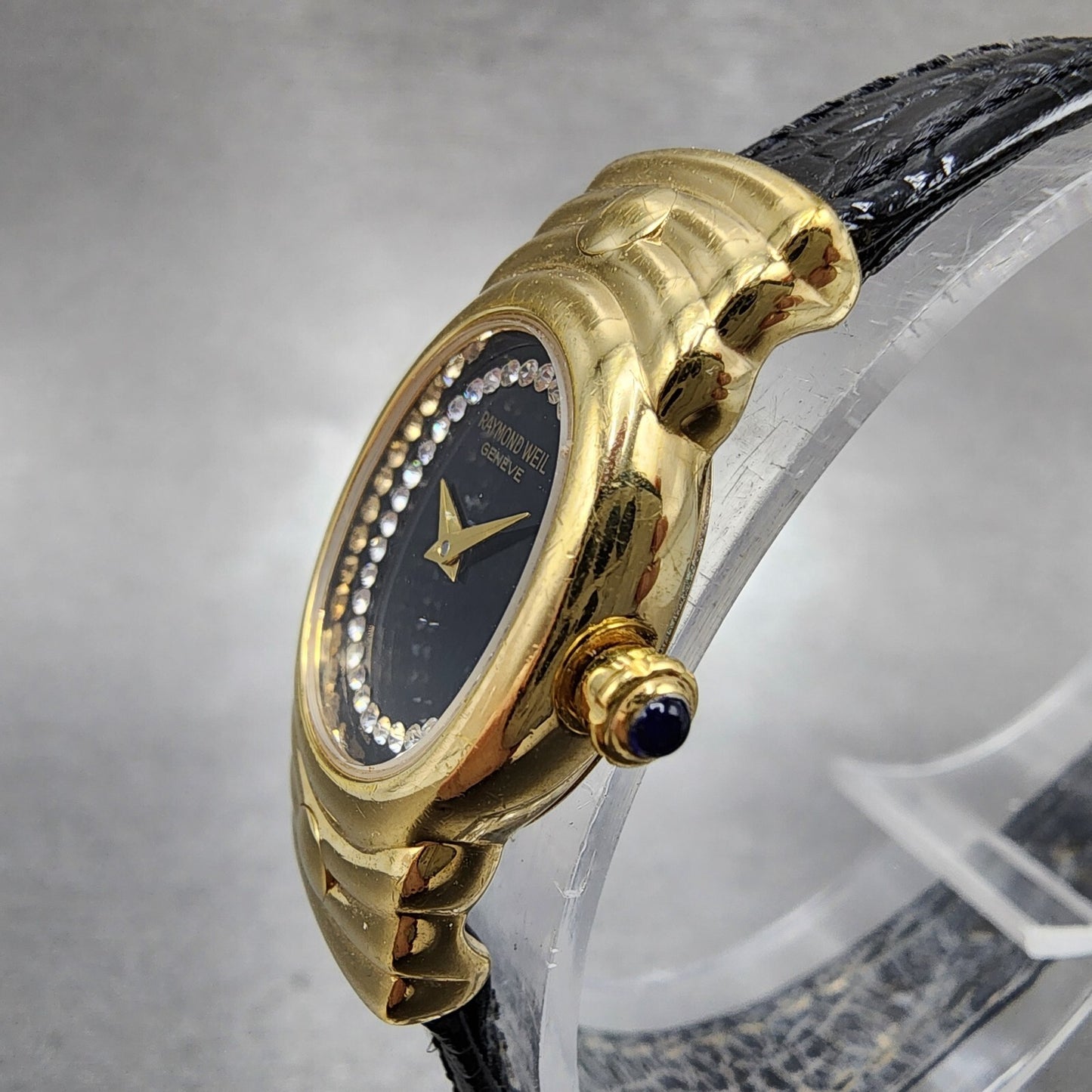 Raymond Weil Watch Women 17mm Black Dial Gold Plated Oval 3765 New Battery