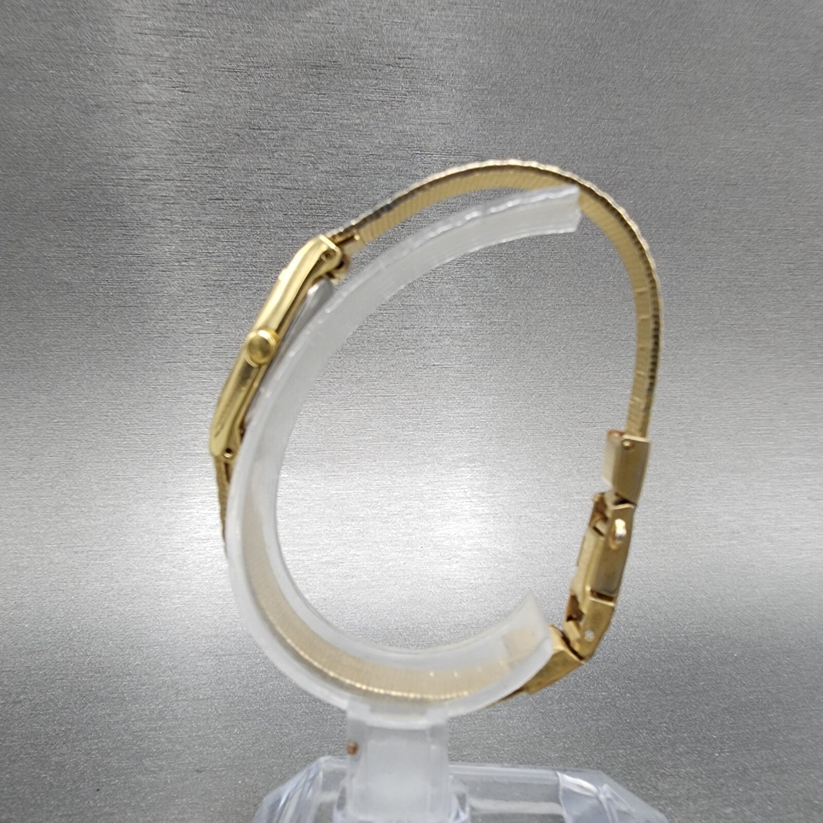 Seiko Tank Watch Women 13mm Gold Dial Gold Tone Rectangle 2E206259 New Battery6