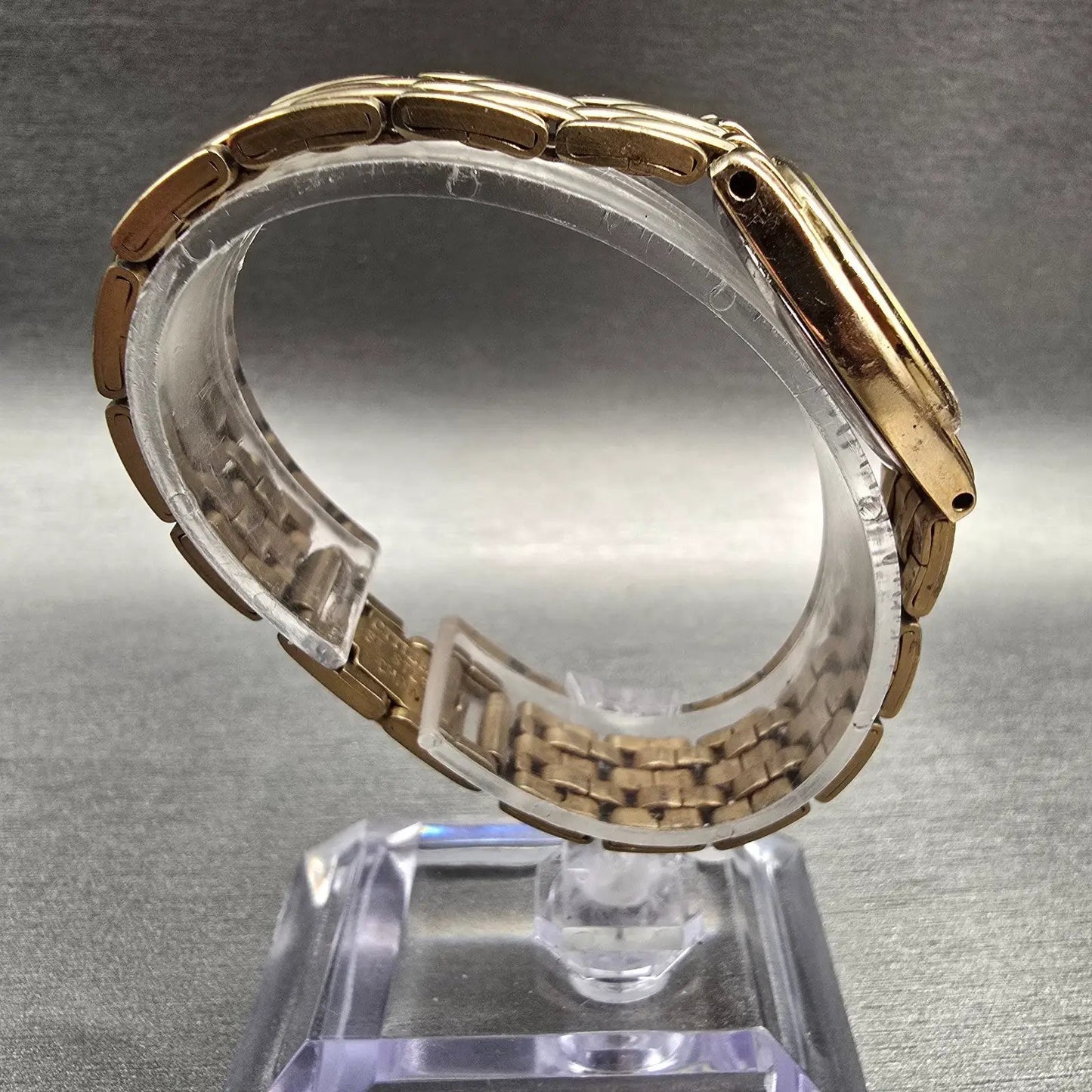 Citizen Watch Women 23mm MOP Dial Gold Tone Round 1032-S69764 New Battery VTG 128