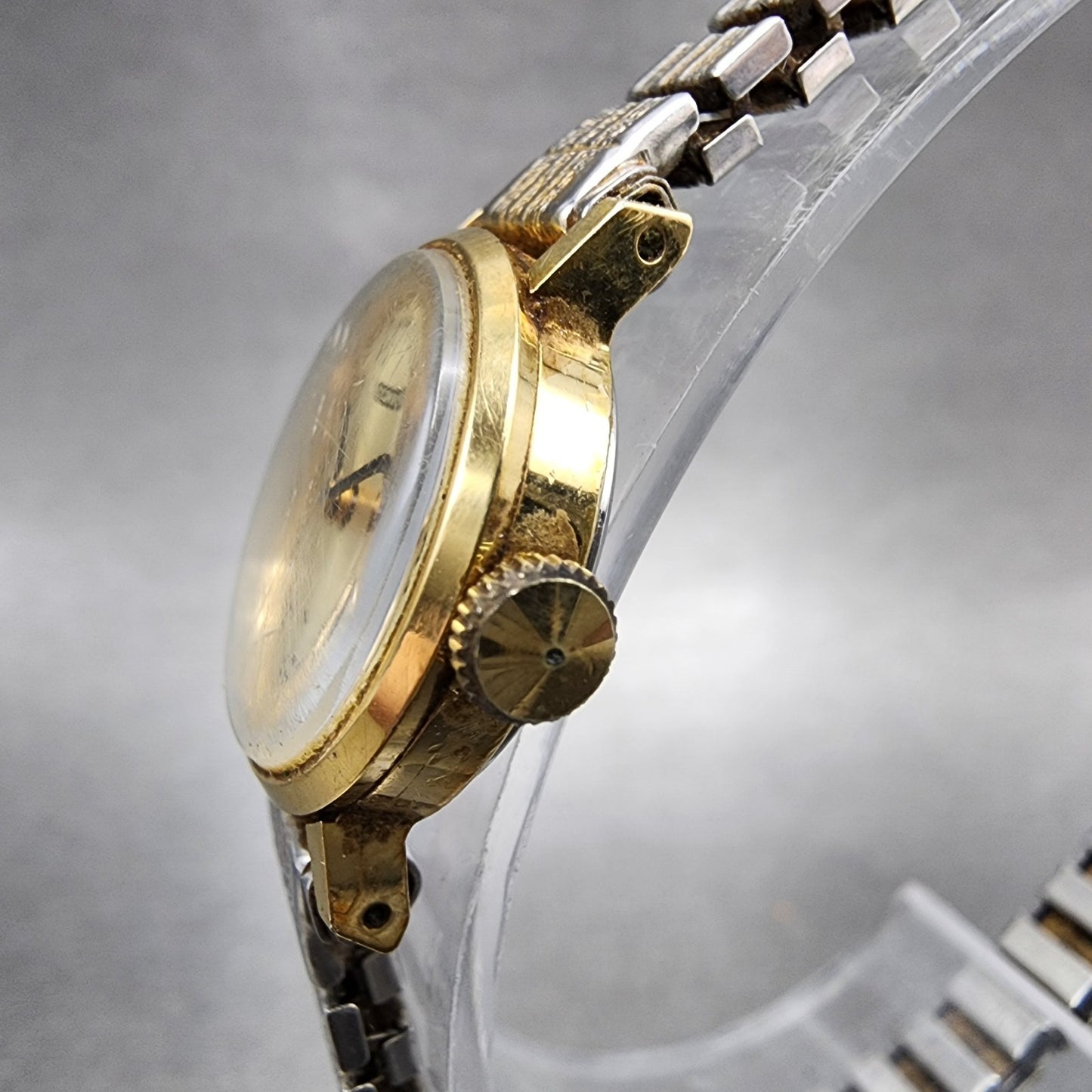 Seiko Watch Women 20mm Champagne Dial Gold Tone Manual 110039 Runs2