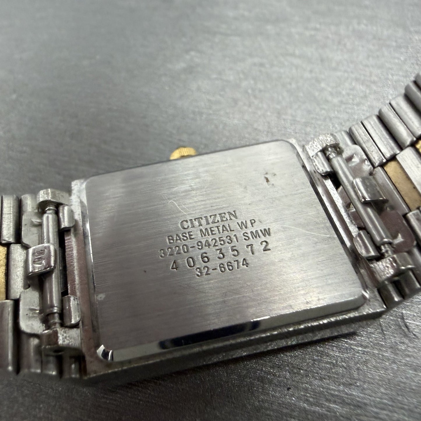 Citizen CQ Tank Watch Men 23mm Champagne Dial Two Tone Rectangle New battery9