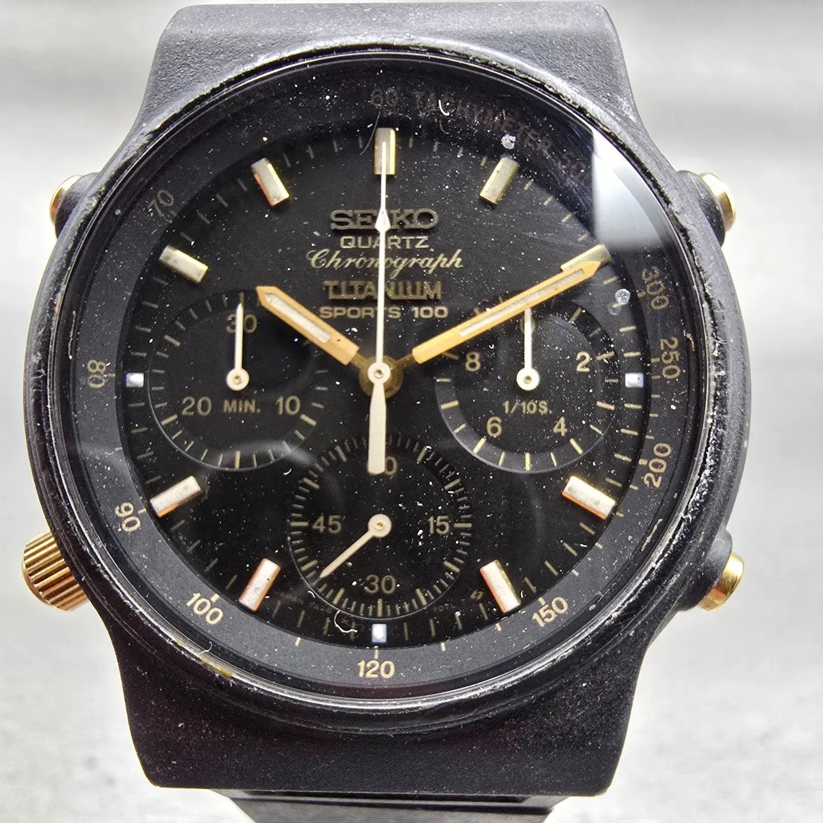Seiko Sports 100 Chronograph Watch Men 39mm Black Dial Titanium 7A28-7069 NewBat1
