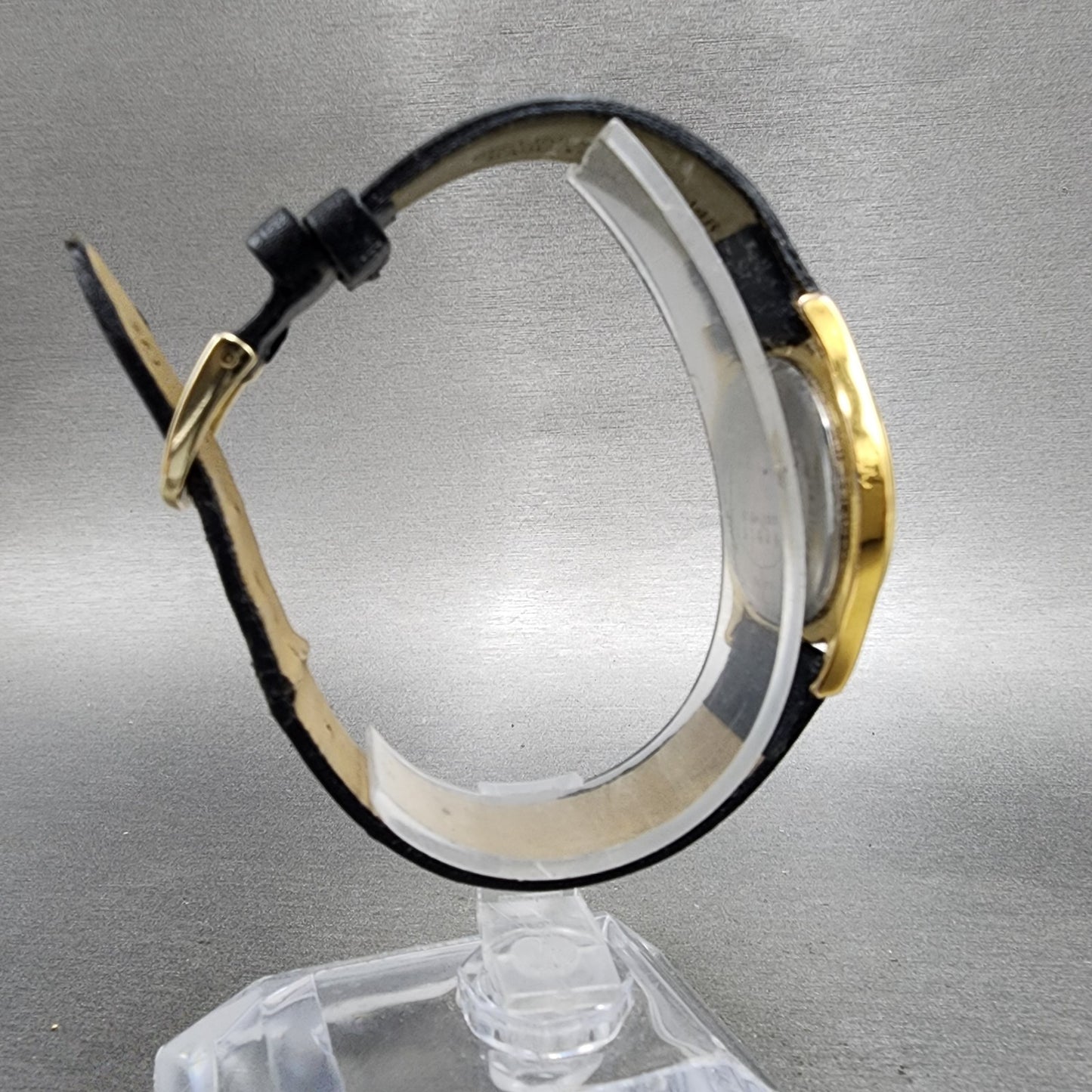 Movado Museum Watch Women 28mm Black Dial Gold Tone Round 87 E4 0823 New Battery8