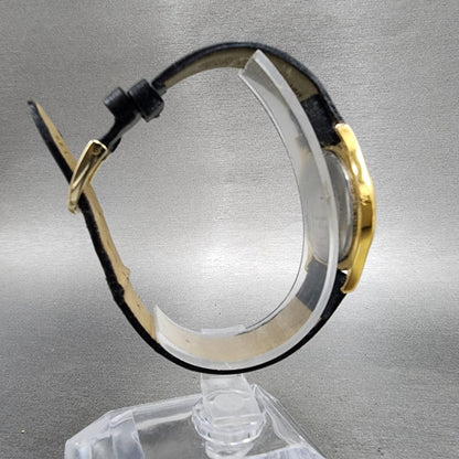 Movado Museum Watch Women 28mm Black Dial Gold Tone Round 87 E4 0823 New Battery8