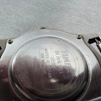 Timex Dive Watch Men 40mm Black Dial Gray Tone Date Round New Battery VTG9