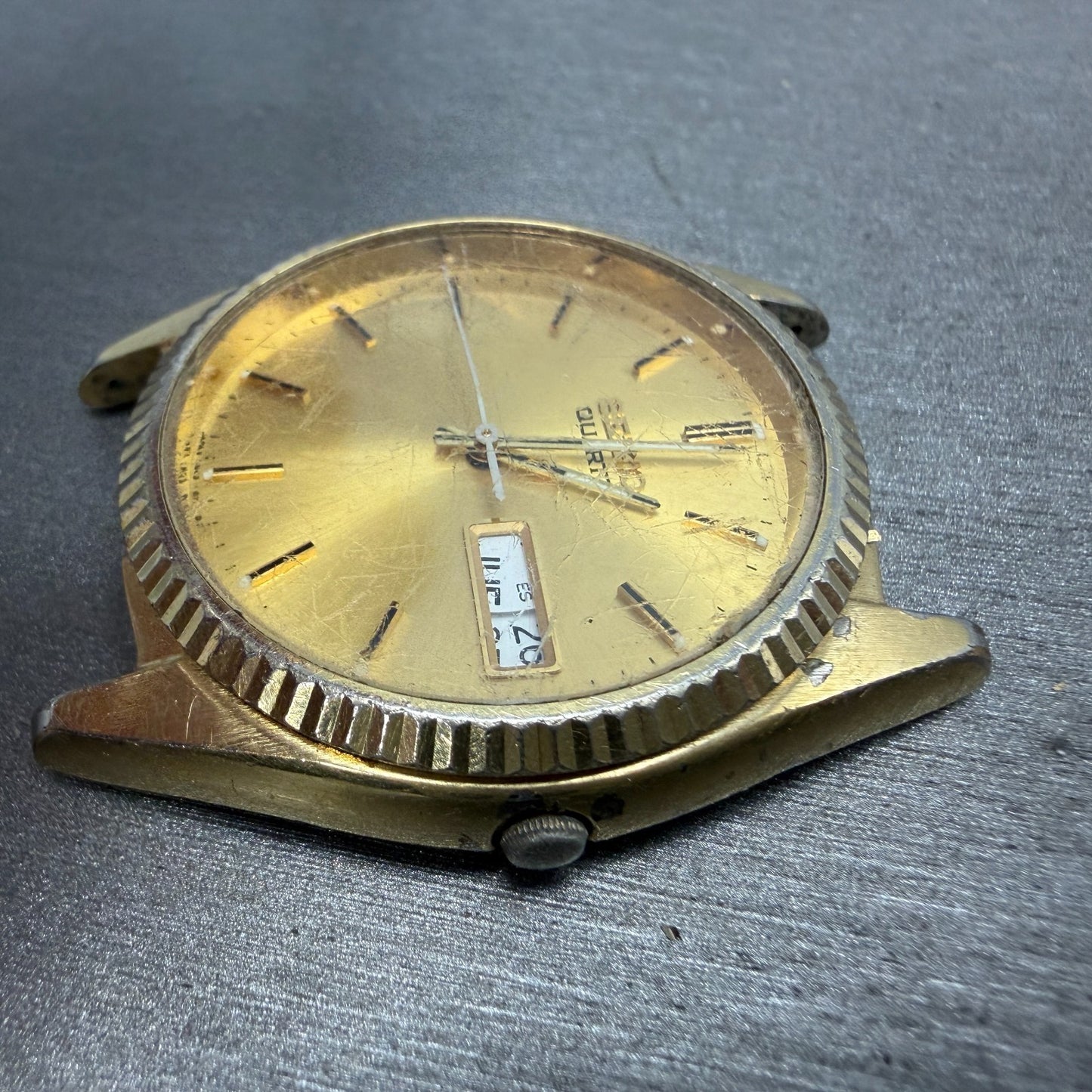 Seiko President Watch Men 37mm Gold Dial Gold Tone Daydate 7N43-8110 PARTS VTG6