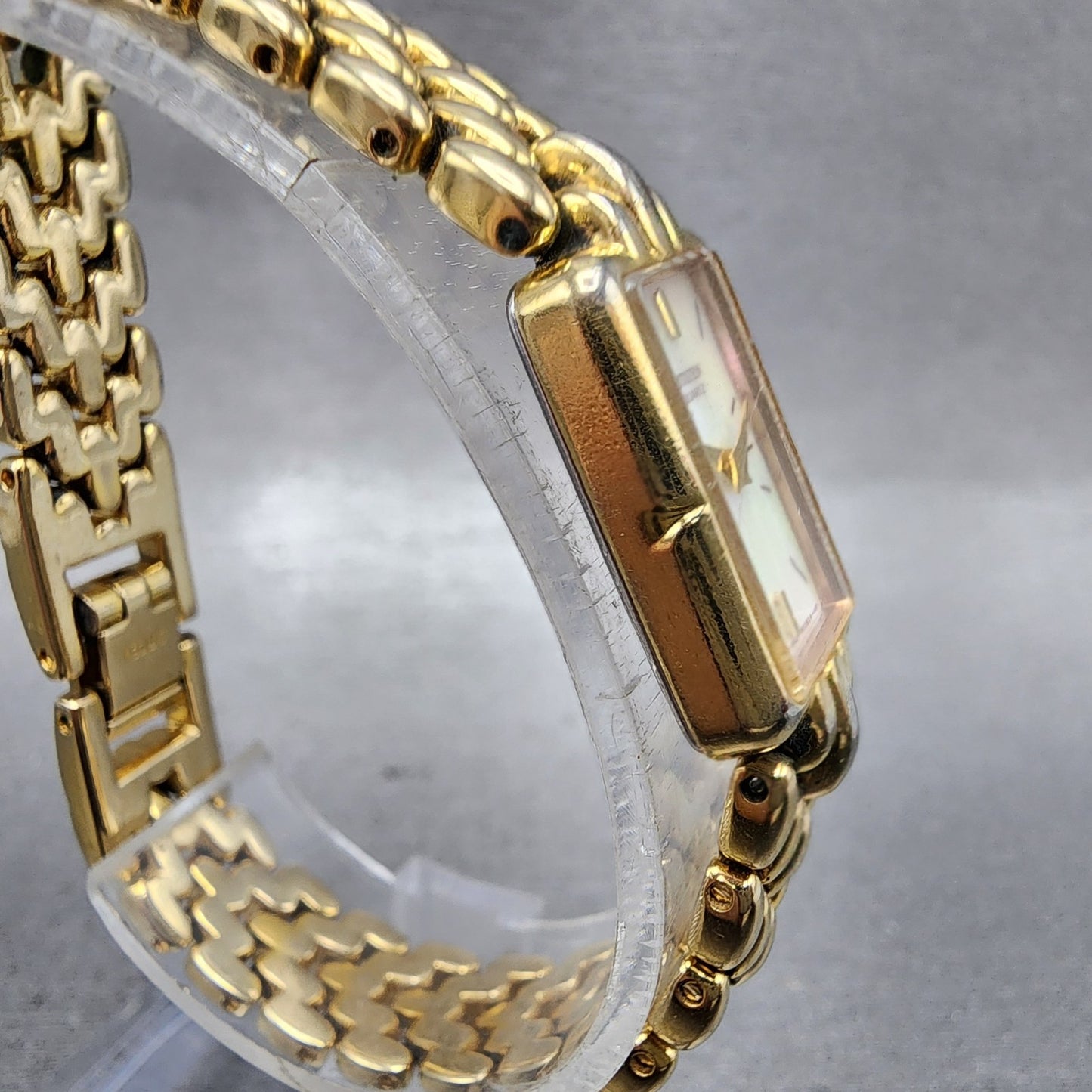 Citizen Tank Watch Women 13mm MOP Dial Gold Tone Rectangle 5421S036505 New Batt3