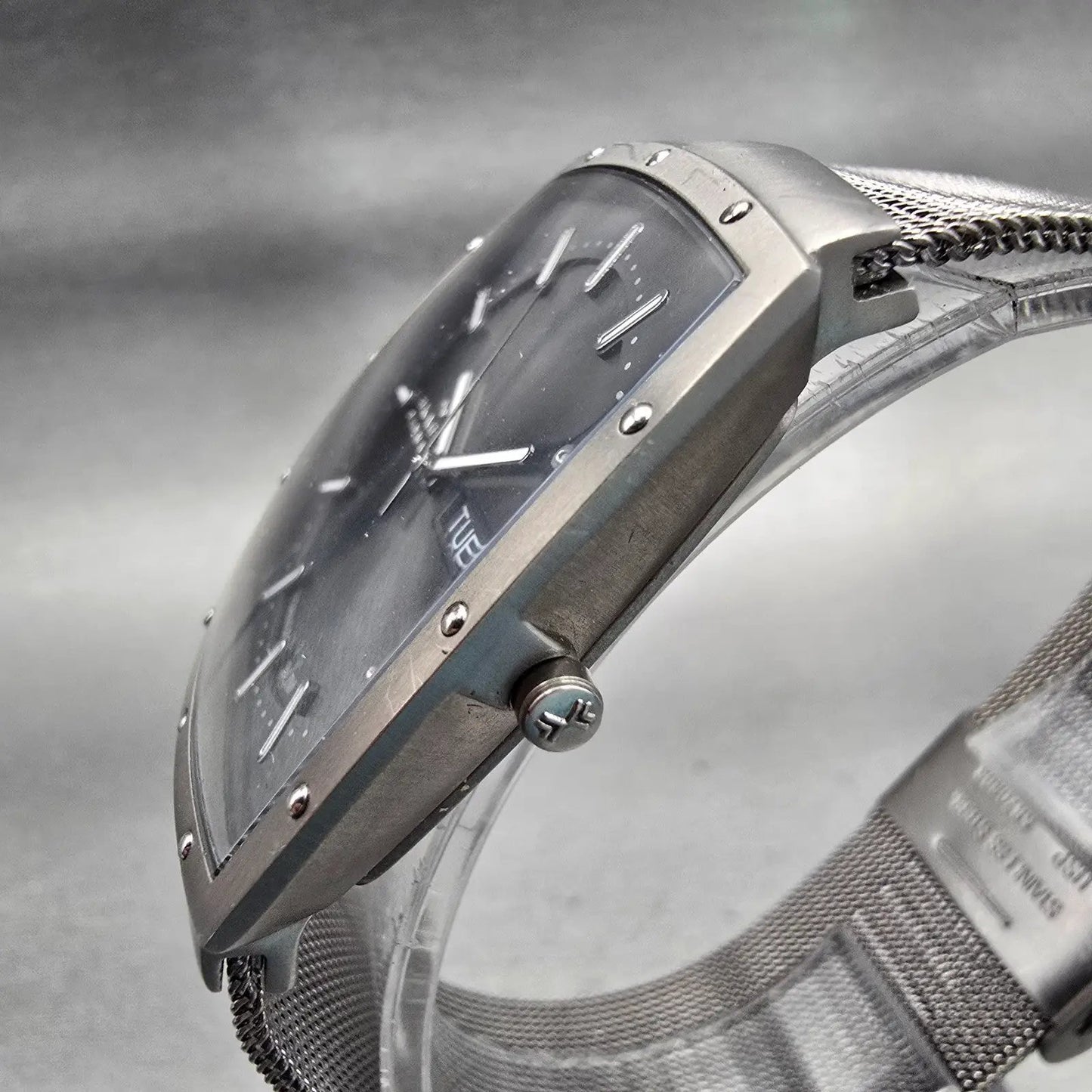 Skagen Tank Watch Men 34mm Gray Dial Titanium Daydate 396LTTM New Battery2