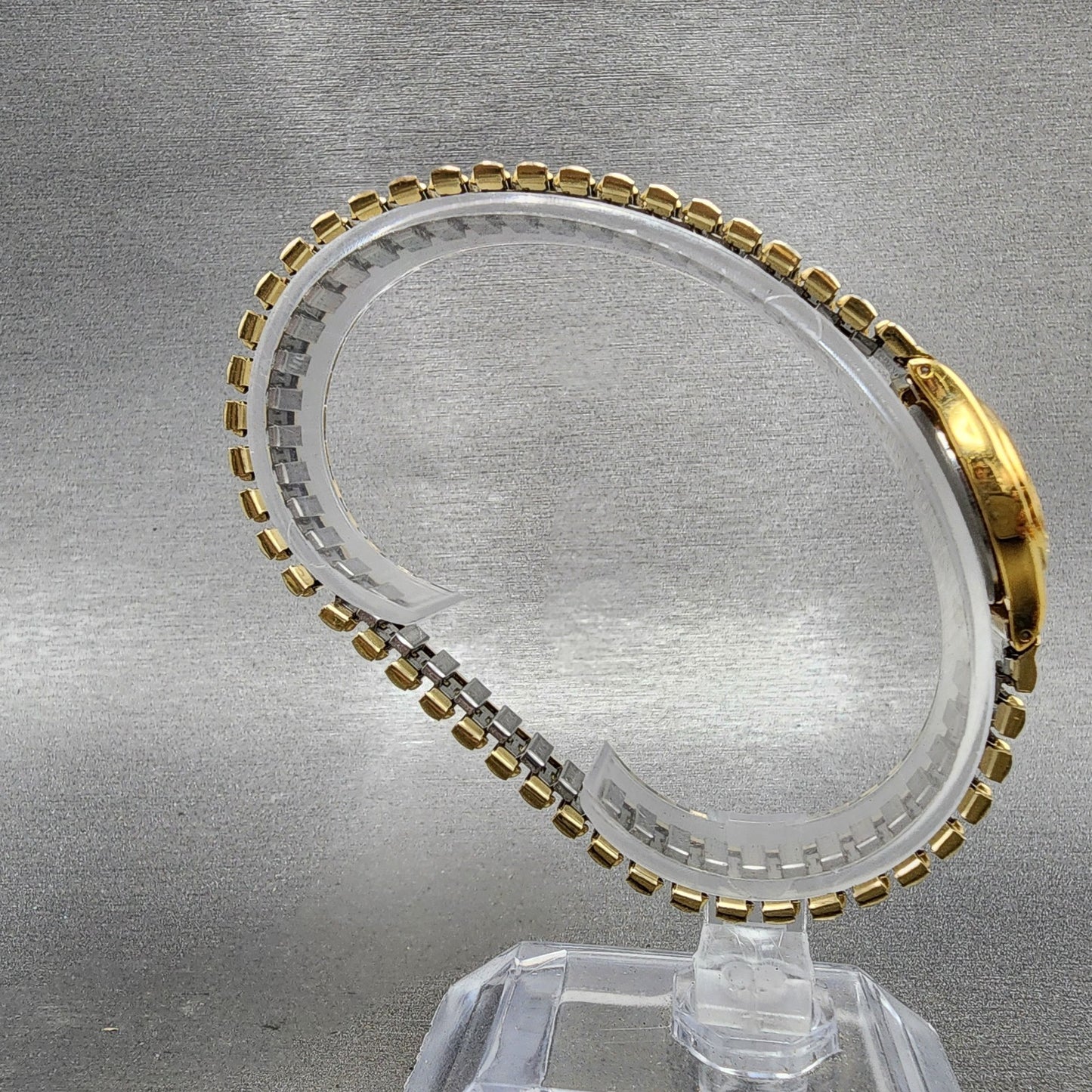 Seiko Watch Women 20mm Gold Dial Gold Tone Round 1N010E19 New Battery8