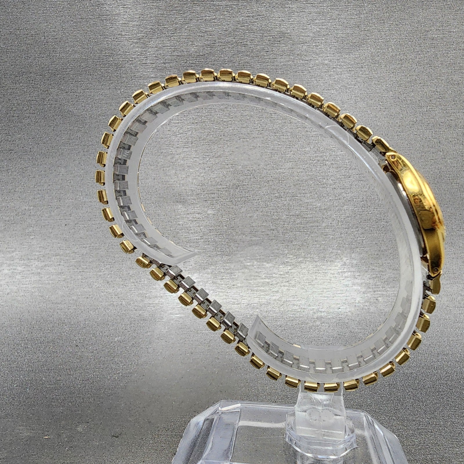 Seiko Watch Women 20mm Gold Dial Gold Tone Round 1N010E19 New Battery8