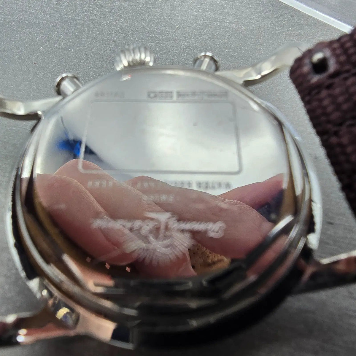Tommy Bahama Chronograph Watch Men 38mm Cream Dial Steel Date TB1022 New Battery9