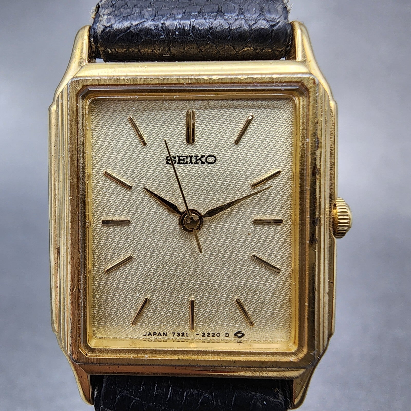 Seiko Tank Watch Women 20mm Champagne Dial Gold Dial 73216280 New Battery1