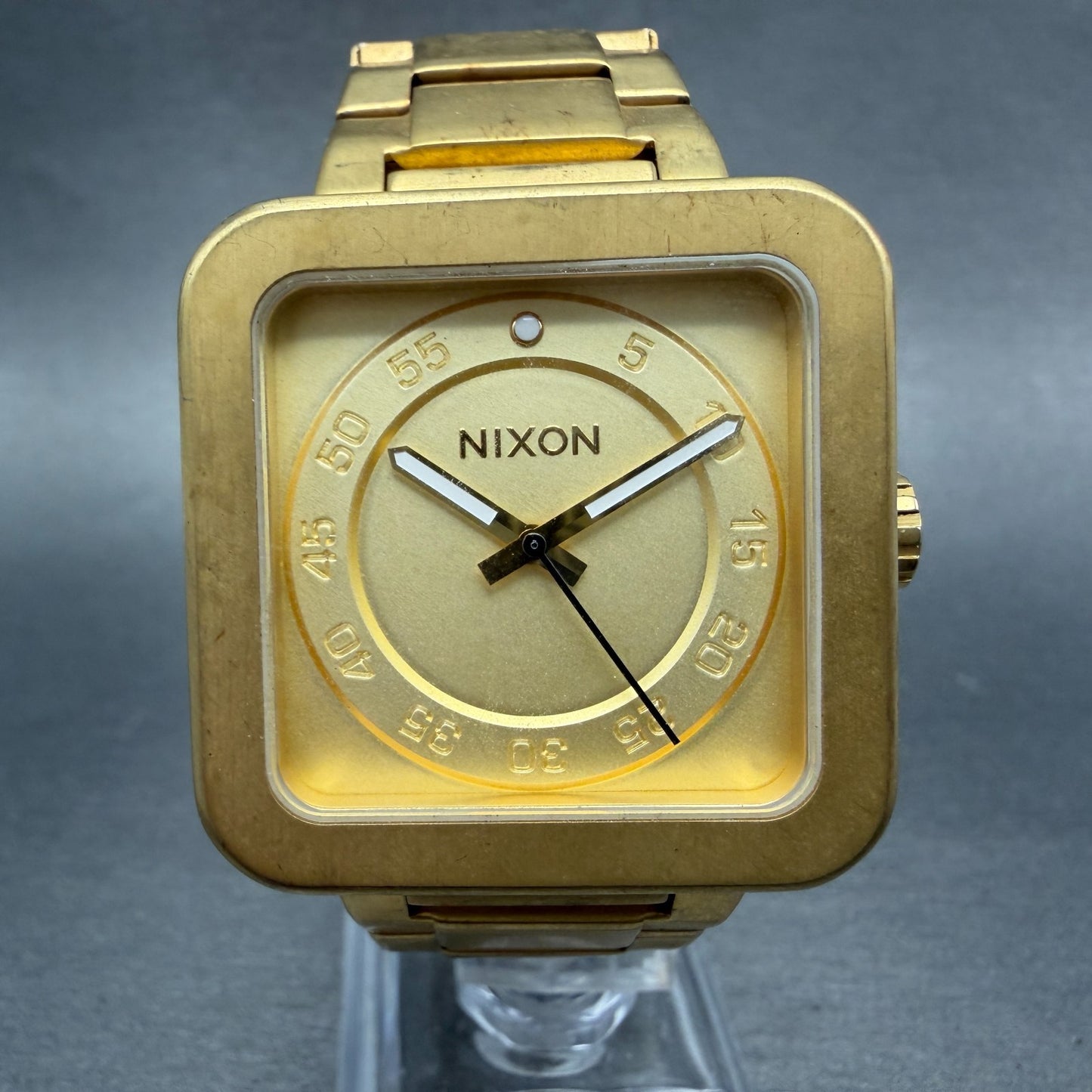 Nixon The Riot Watch Men 36mm Gold Dial Gold Tone Square New Battery0