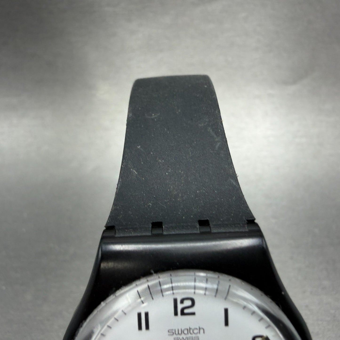 Swatch Once Again Watch Men 34mm White Dial Black Daydate GB743 Round New Batt4