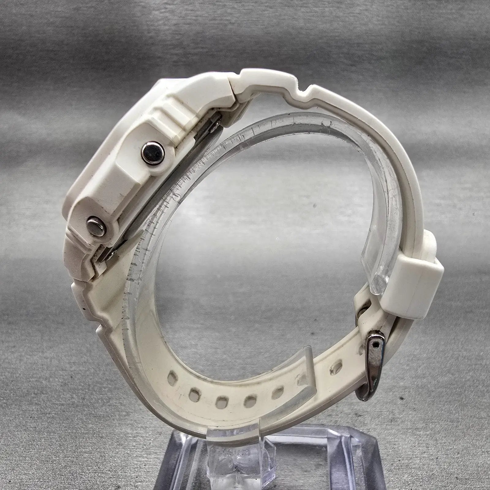 Casio Baby-G BGD-565 Watch Women 38mm White Dial White Chrono Alarm New Battery6