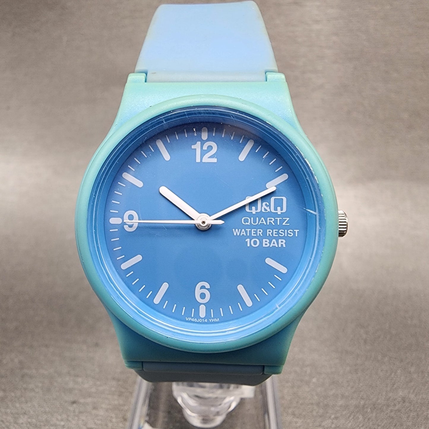 Citizen Q&Q Watch Women 34mm Blue Dial Blue Tone Round New battery0