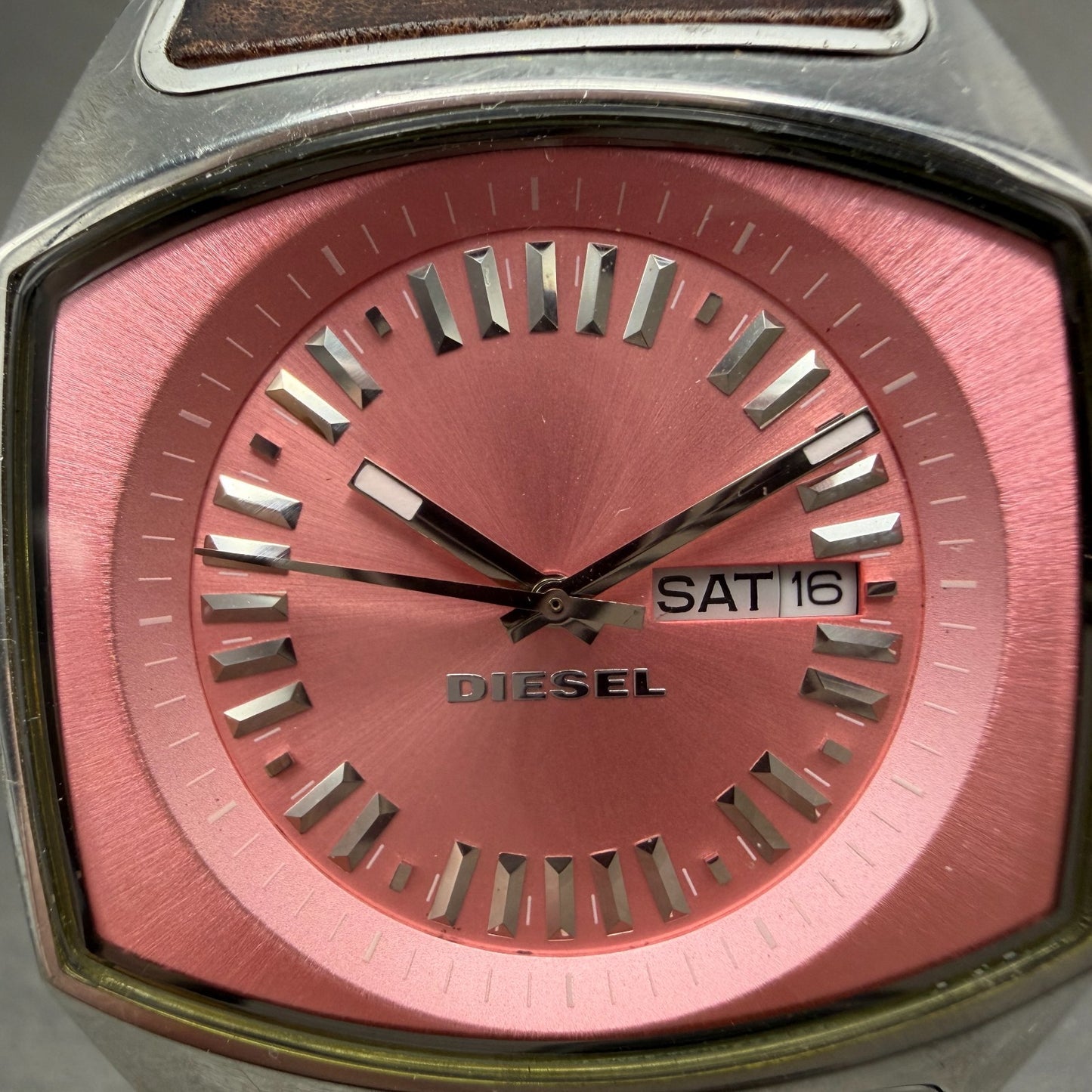 Diesel Tank Watch Men 37mm Pink Dial Steel Daydate Rectangle DZ-5215 NewBat1