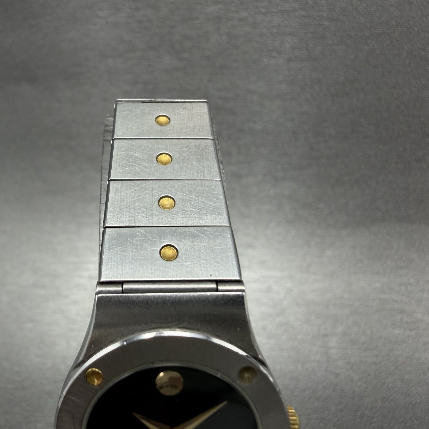 Movado Museum watch Women 23mm Black Dial Two Tone Round 88.A1.836.K New Battery4