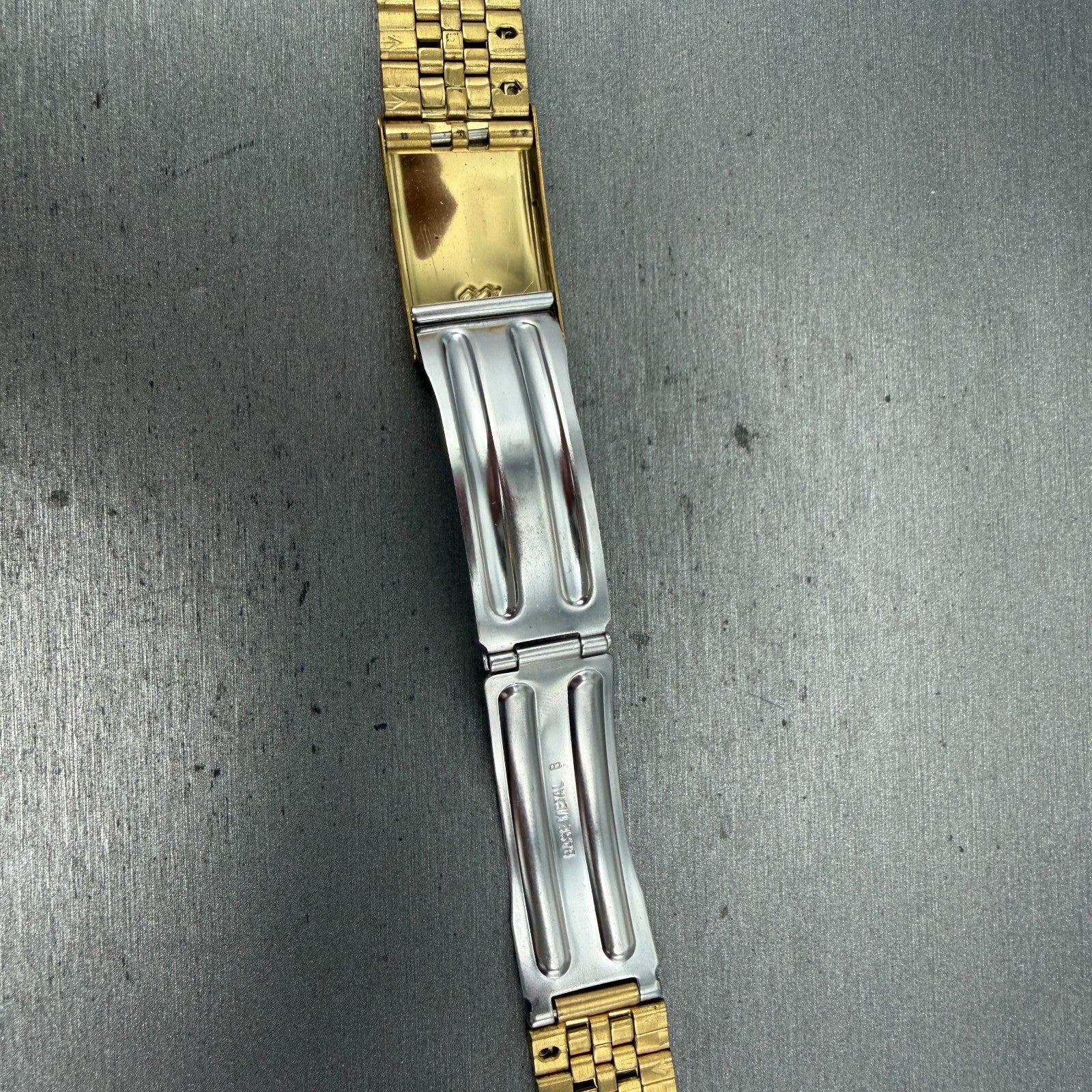 Seiko SQ Bracelet 20mm Stainless Steel Gold Tone Tri Folding Clasp VTG Japan GF313