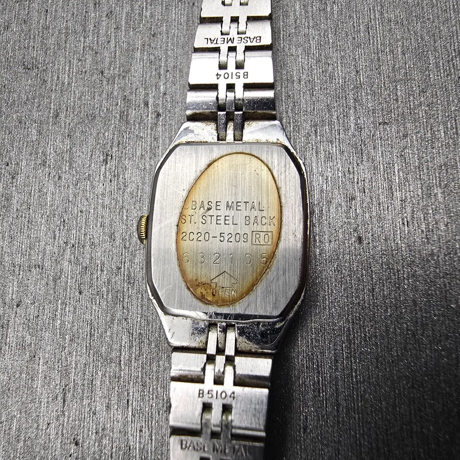 Seiko Watch Women 16mm Silver Dial Two Tone Rectangle 2C20-5209 New Battery10