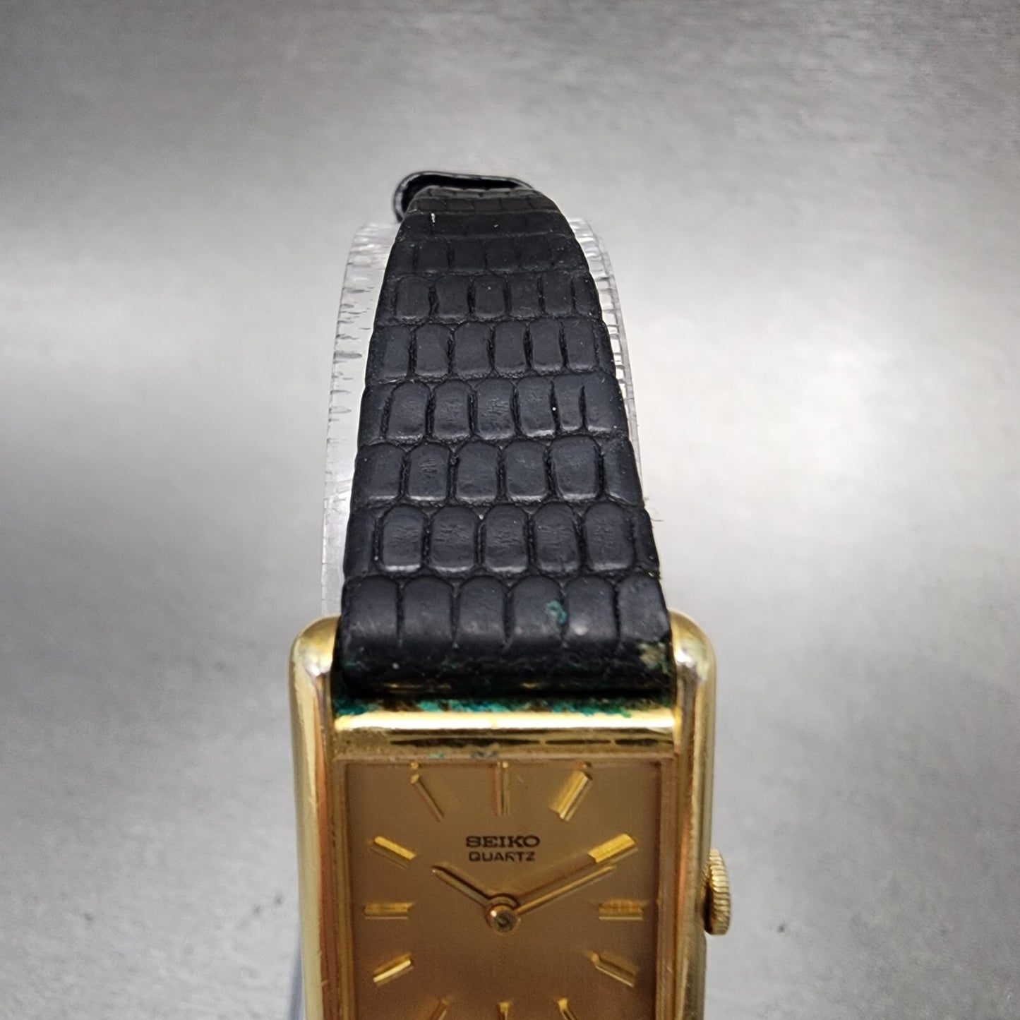 Seiko Tank Watch Women 18mm Gold Dial Gold Tone Rectangle 14005039 New Battery4