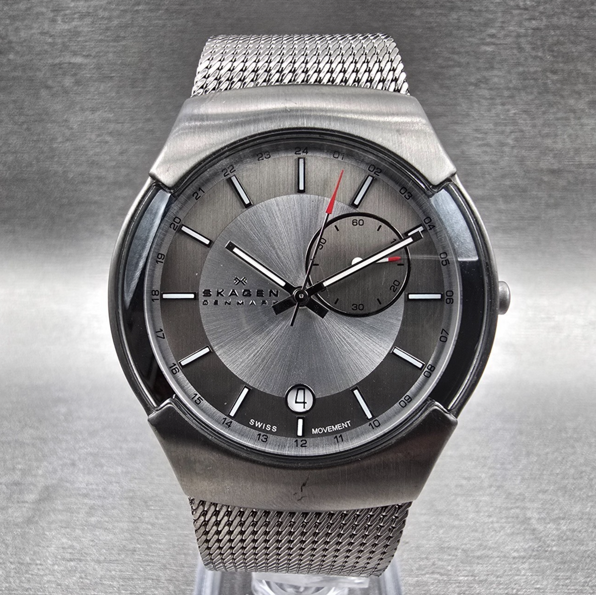 Skagen Watch Men 38mm Gray Dial Stainless Steel Date Round 983XLSSC New Battery0