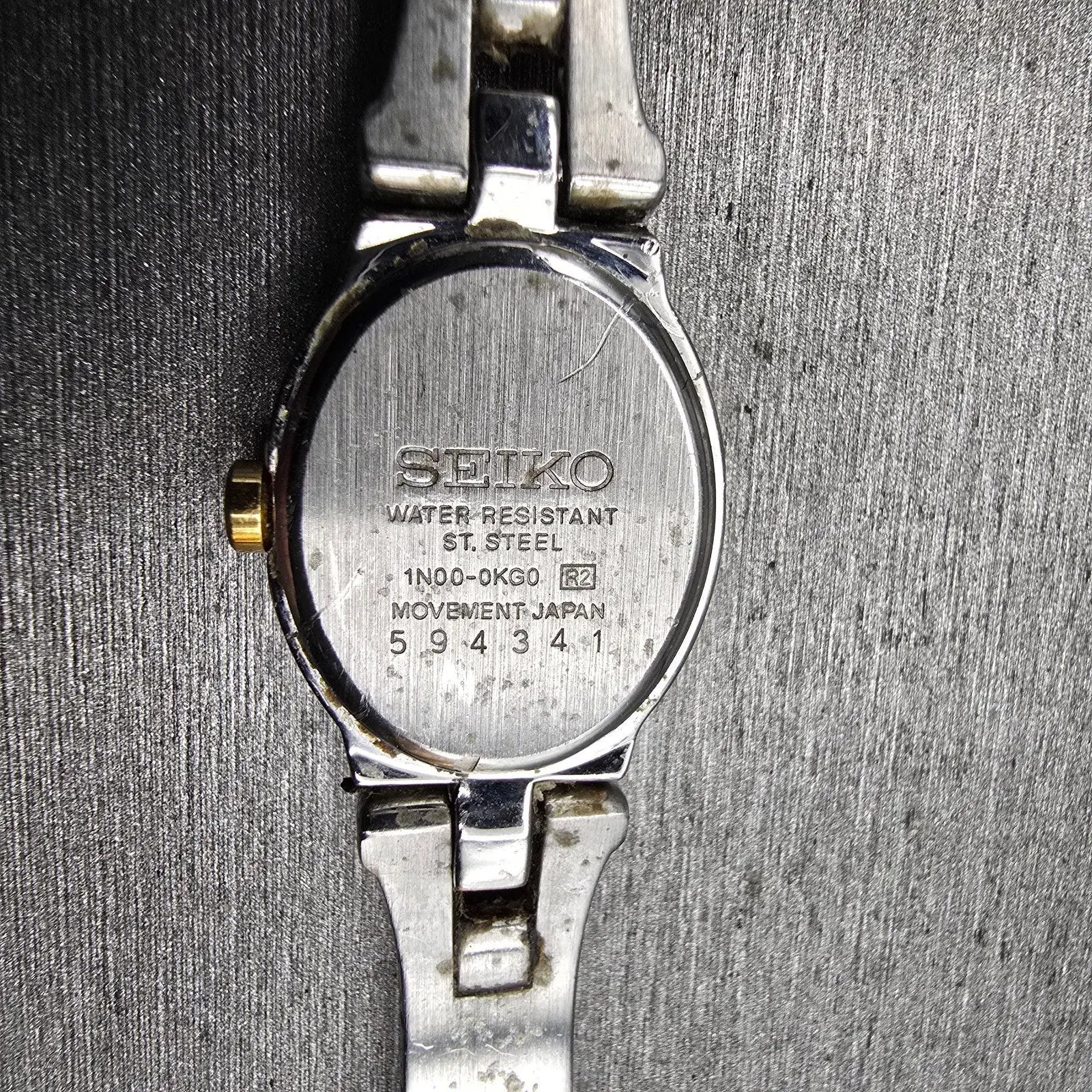 Seiko Watch Women 17mm White Dial Two Tone Oval 1N00-0KG0 New Battery Vintage10