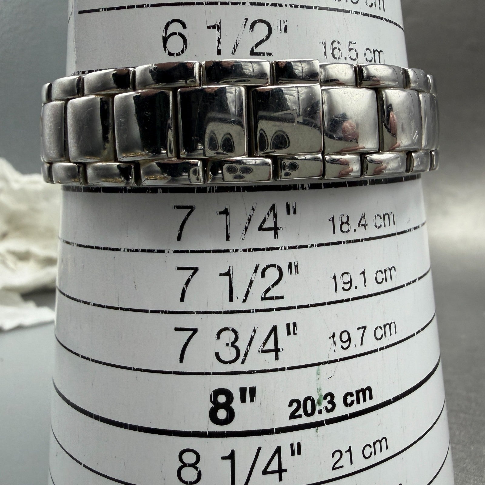 Bulova Watch Women 33mm MOP Dial Silver Tone Round 96L146 New Battery Diamond10