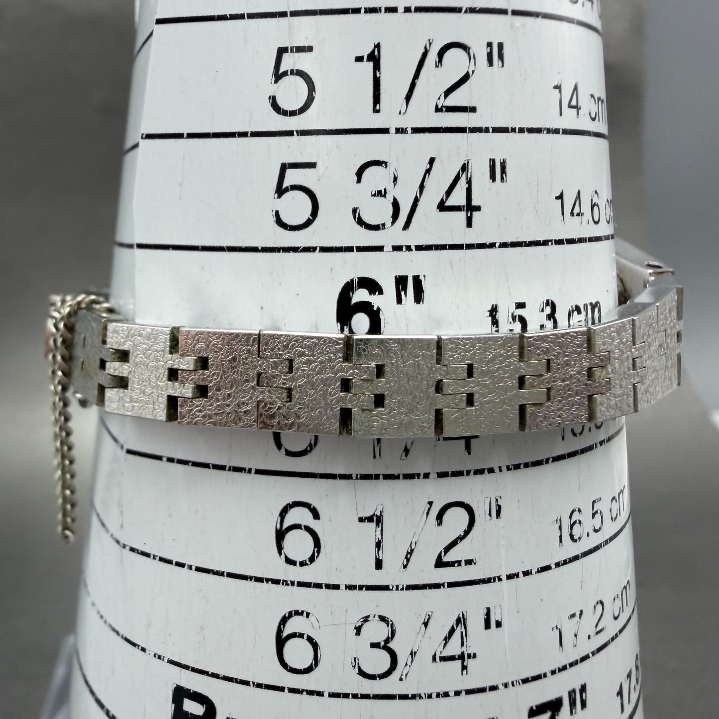 Seiko Watch Women 17mm Silver Dial Silver Tone Oval 7321-5399 New Battery TG613