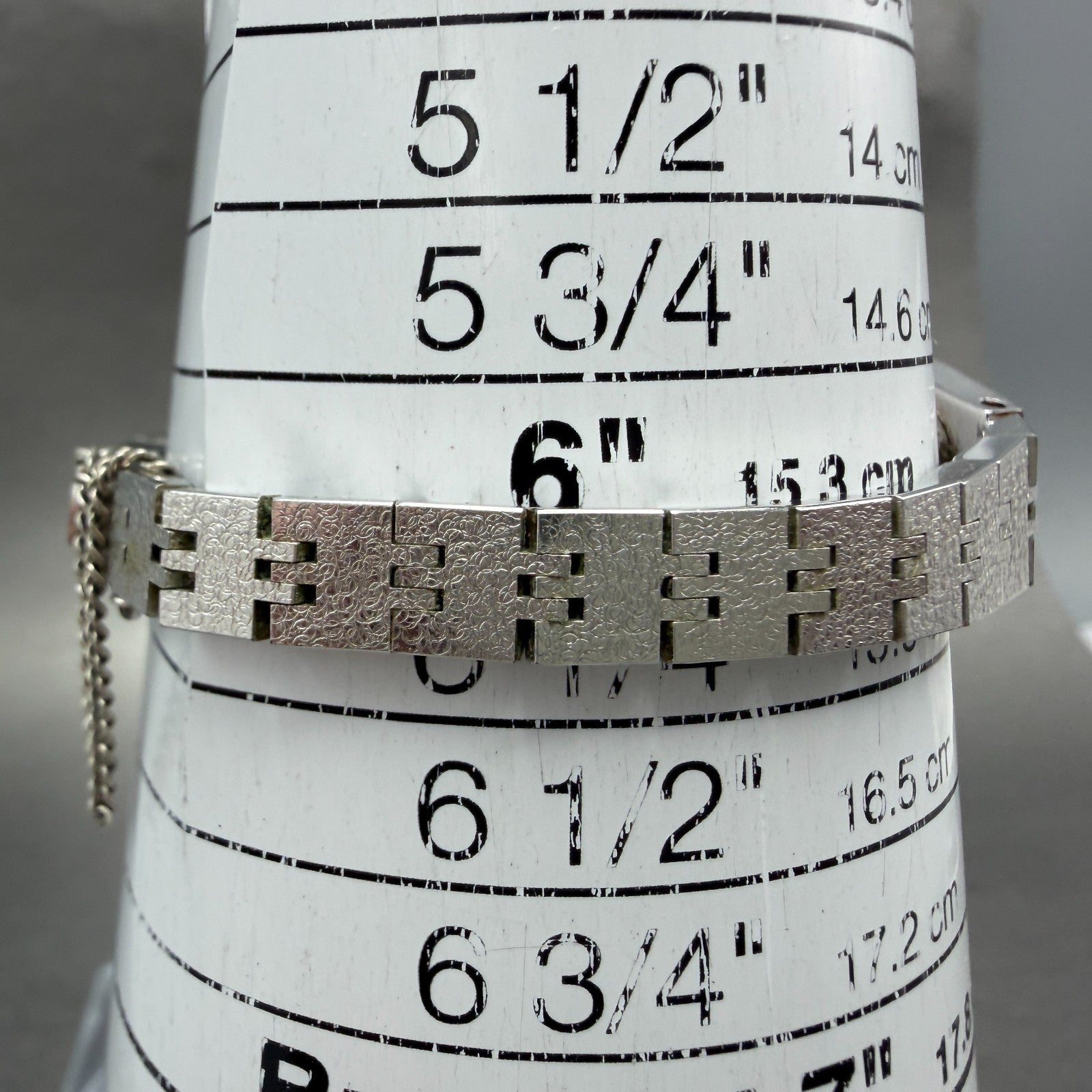 Seiko Watch Women 17mm Silver Dial Silver Tone Oval 7321-5399 New Battery TG613