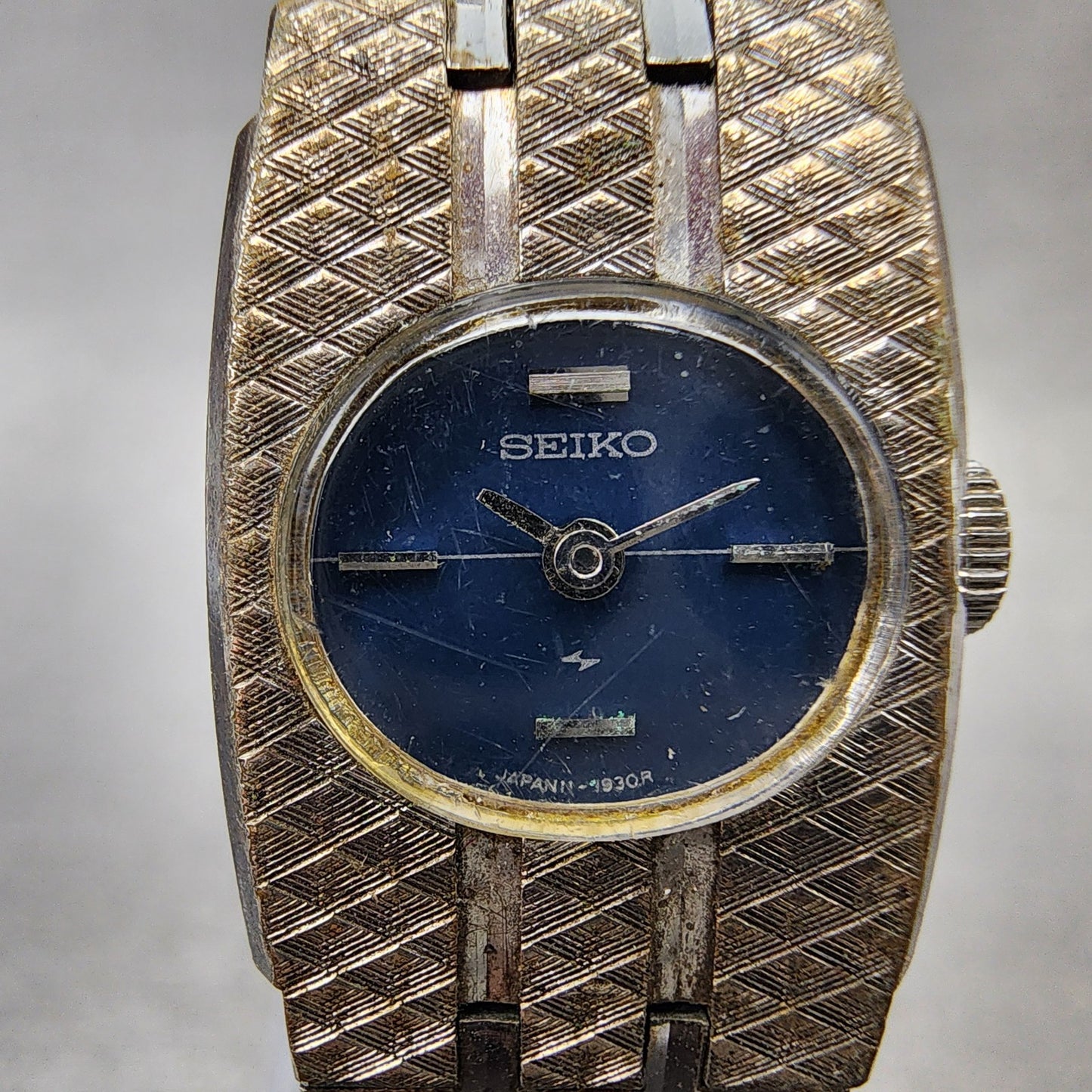 Seiko Watch Women 18mm Blue Dial Silver Tone Rectangle Manual Wind Runs VTG1